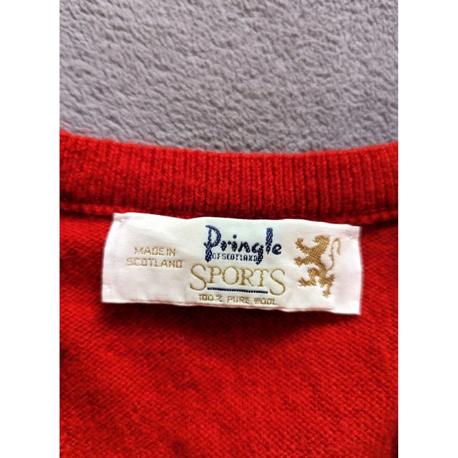Vintage Pringle Sweater Mens Regular Wool Red 44 Rugby Sports Shirt Size US XXL / EU 58 / 5 - 3 Thumbnail