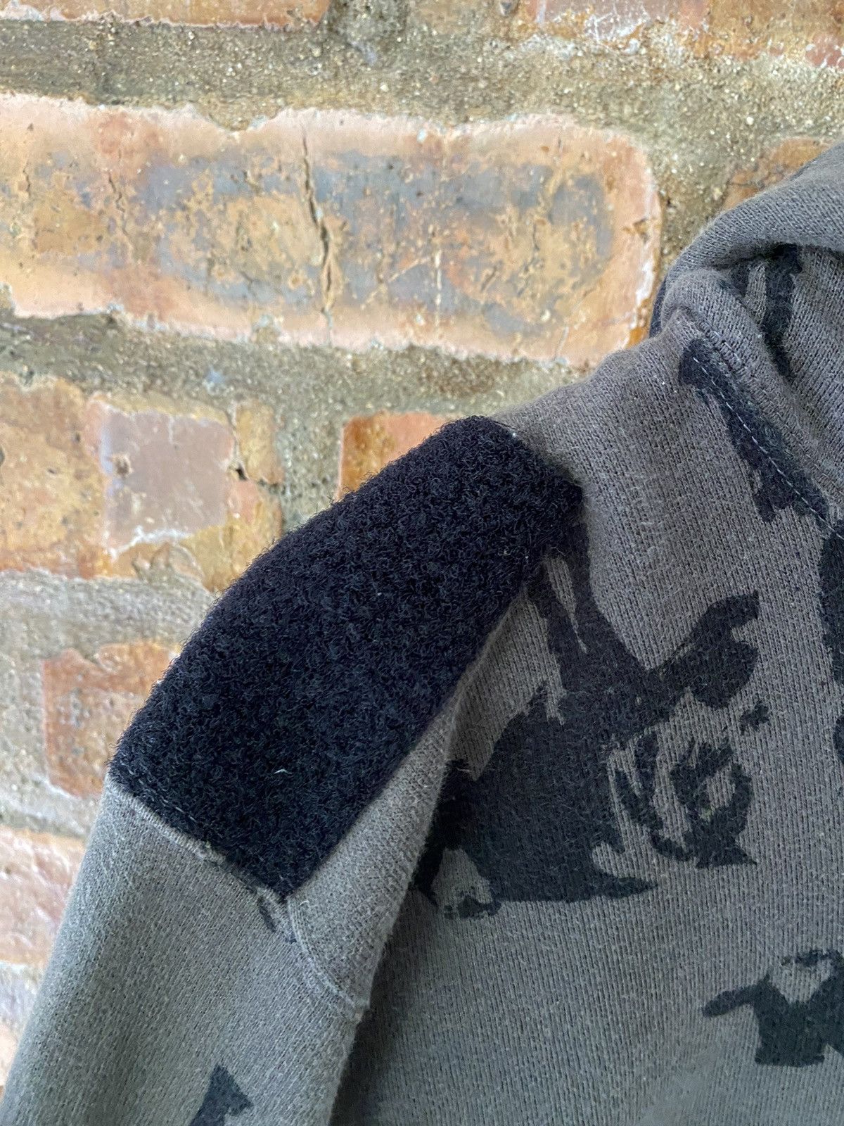 Undercover UNDERCOVER AW02 Witches Cell era 'cow' all over print hoodie Size US M / EU 48-50 / 2 - 8 Thumbnail