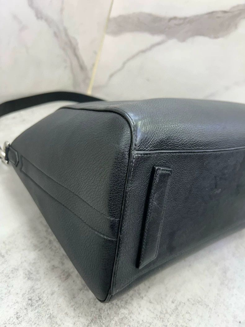 Givenchy Givenchy Black Single-Shoulder Bag Size ONE SIZE - 5 Thumbnail