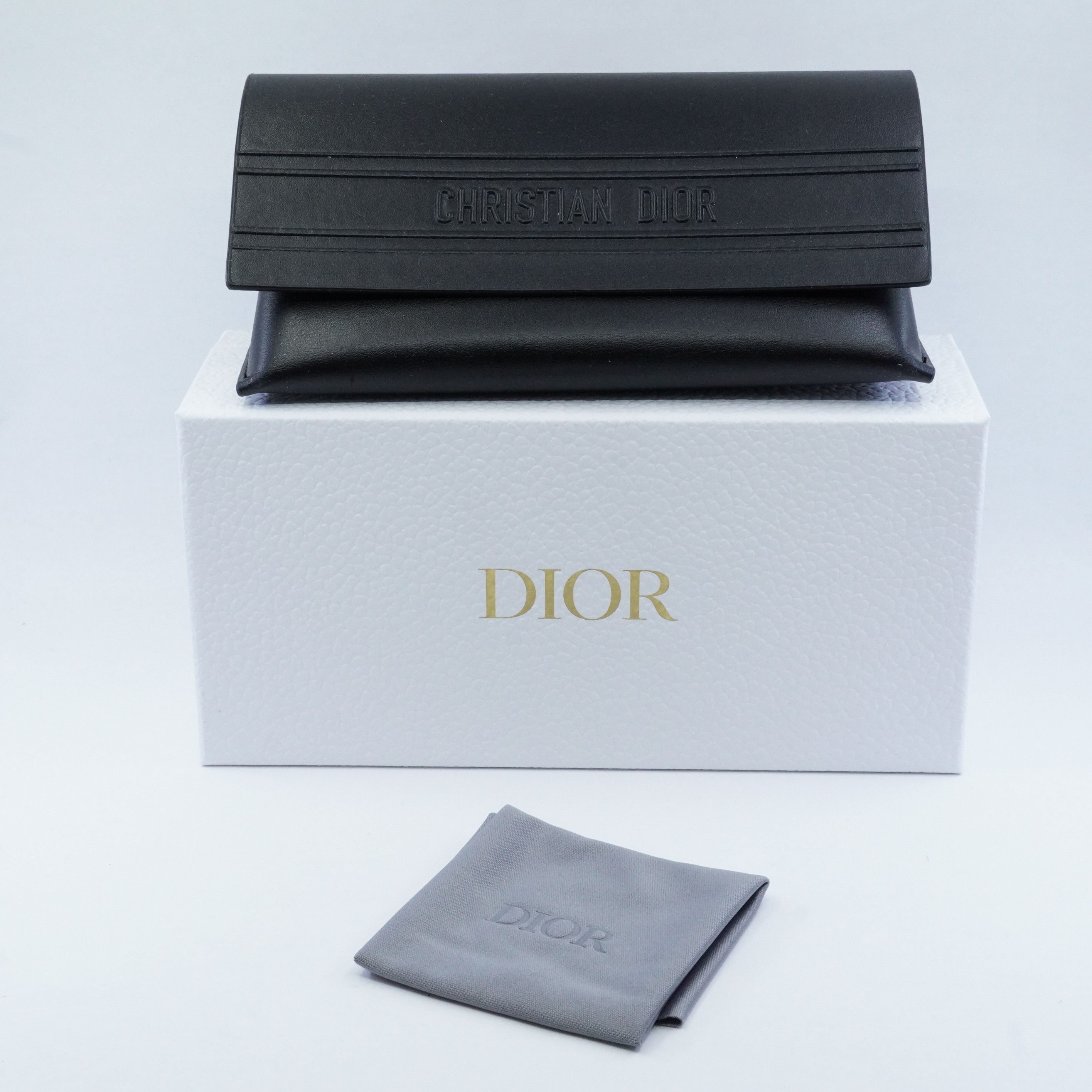 Dior Dior DIORSIGNATURE S2U 30B0 Sunglasses Solid Blue Rectangle Size ONE SIZE - 14 Thumbnail