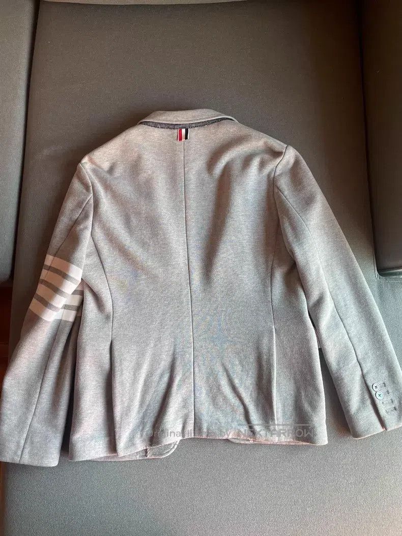 Thom Browne Thom Browne Light Gray Fleece Four Stripe Suit Jacket Size US XS / EU 42 / 0 - 2 Thumbnail