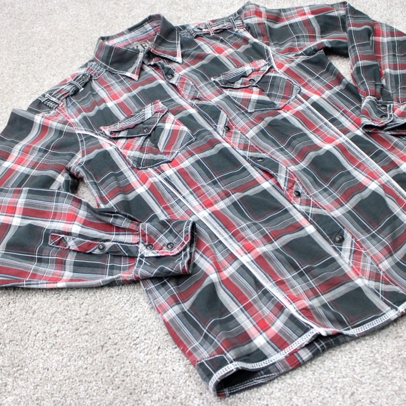 BKE BKE Pearl Snap Shirt Mens Small Red/Black Plaid Athletic Fit Cotton Long Sleeve Size US S / EU 44-46 / 1 - 6 Thumbnail