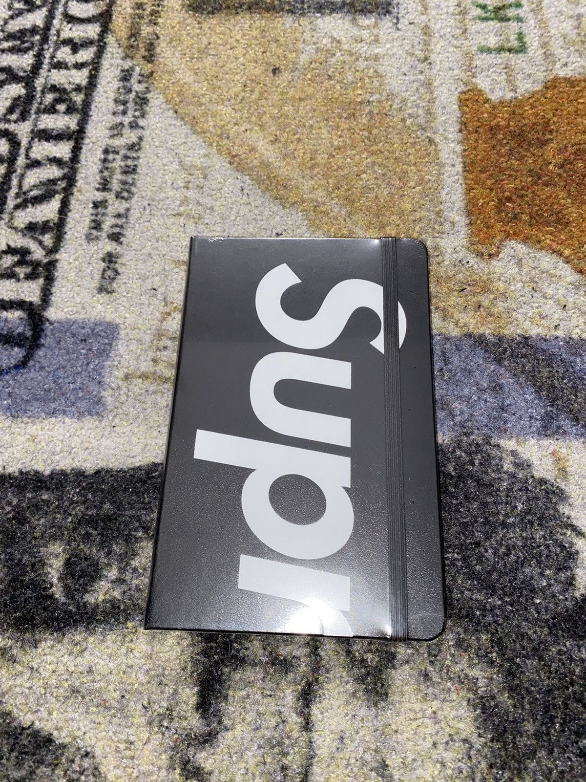 Supreme Supreme Moleskin Notebook Black Size ONE SIZE - 1 Thumbnail