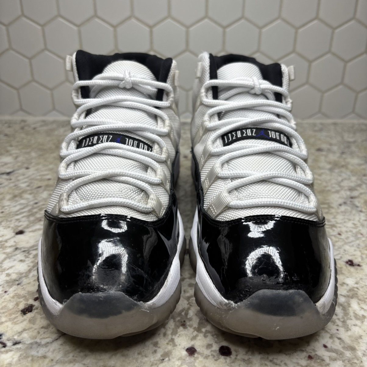 Jordan Brand Sizs 8.5 - Jordan 11 high concord 2011 OG All Worn Size US 8.5 / EU 41-42 - 4 Thumbnail