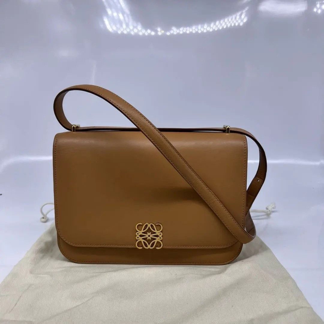 Loewe Pre-loved Bag Very good condition Size ONE SIZE - 1 Thumbnail