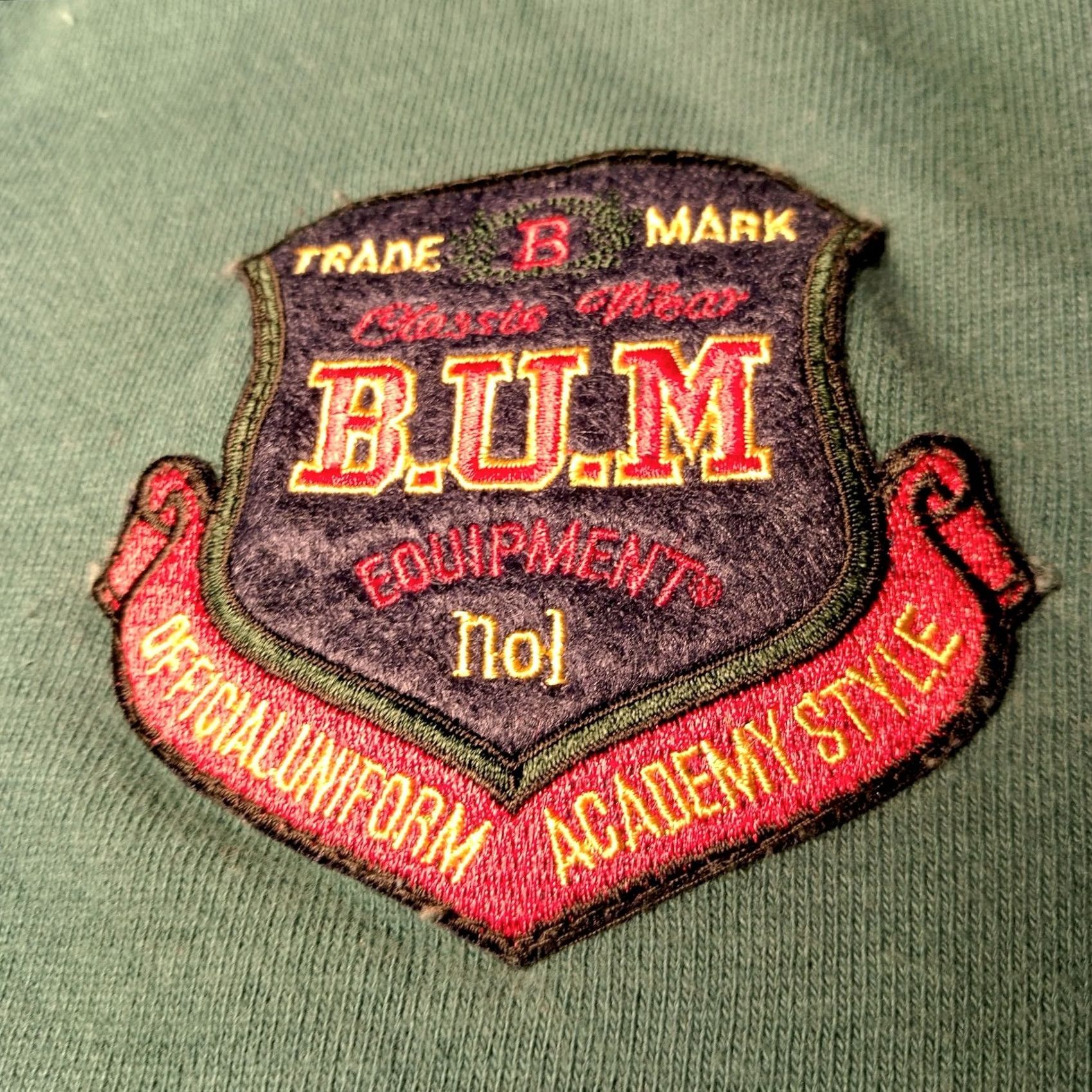Vintage VINTAGE B.U.M. Equipment Sweatshirt Hoodie Green Large Pullover Embroidered Crest 90s Mens Regular Button Size US L / EU 52-54 / 3 - 7 Thumbnail