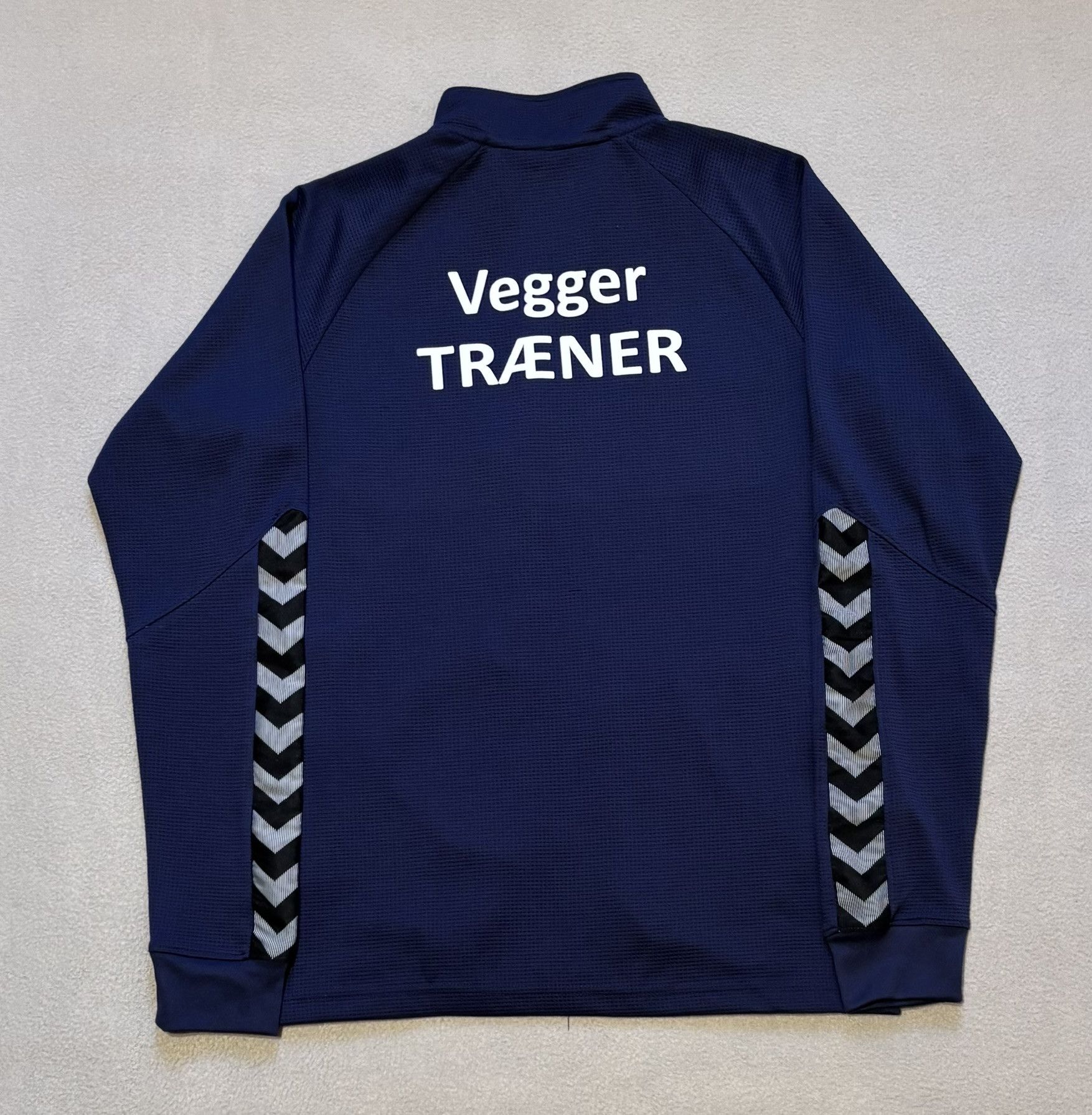 Hummel Vegger IF Hummel Denmark Football Sweatshirt size M Size US M / EU 48-50 / 2 - 10 Thumbnail