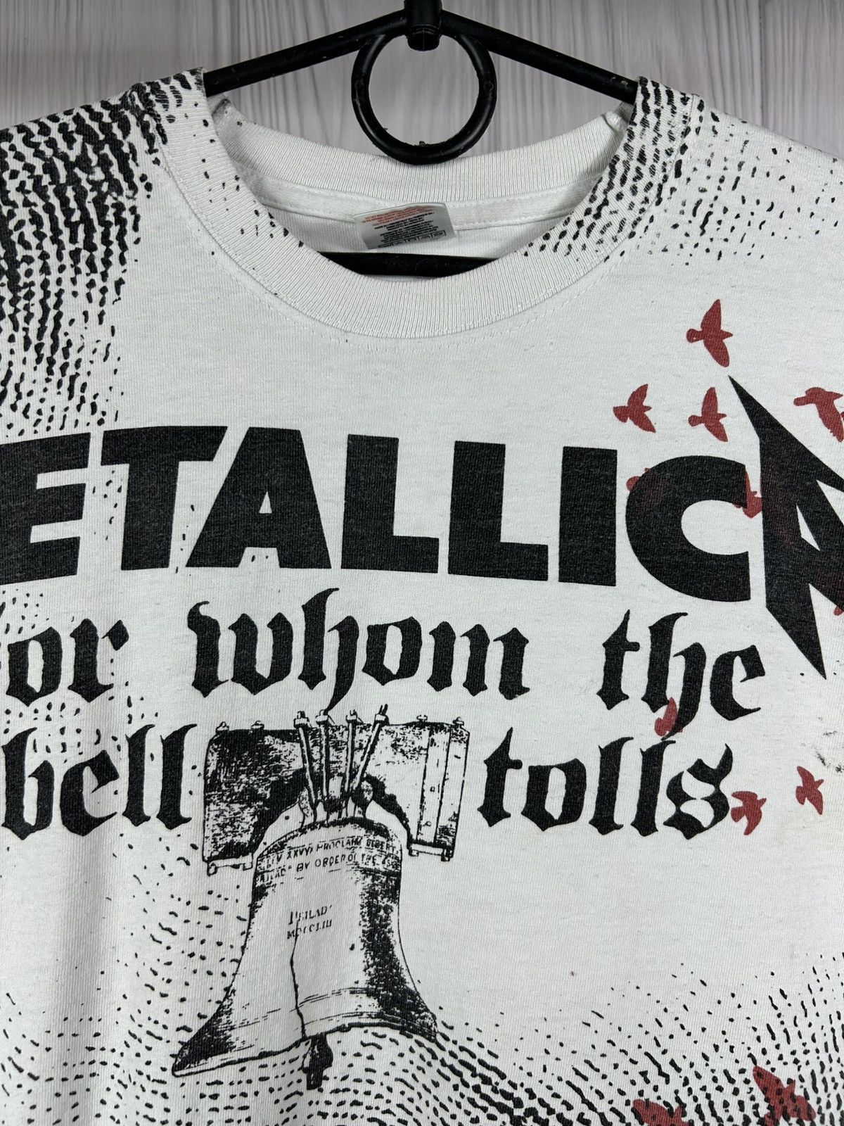 Band Tees Metallica Vintage 2013 over print graphic t-shirt Size M Size US M / EU 48-50 / 2 - 5 Thumbnail