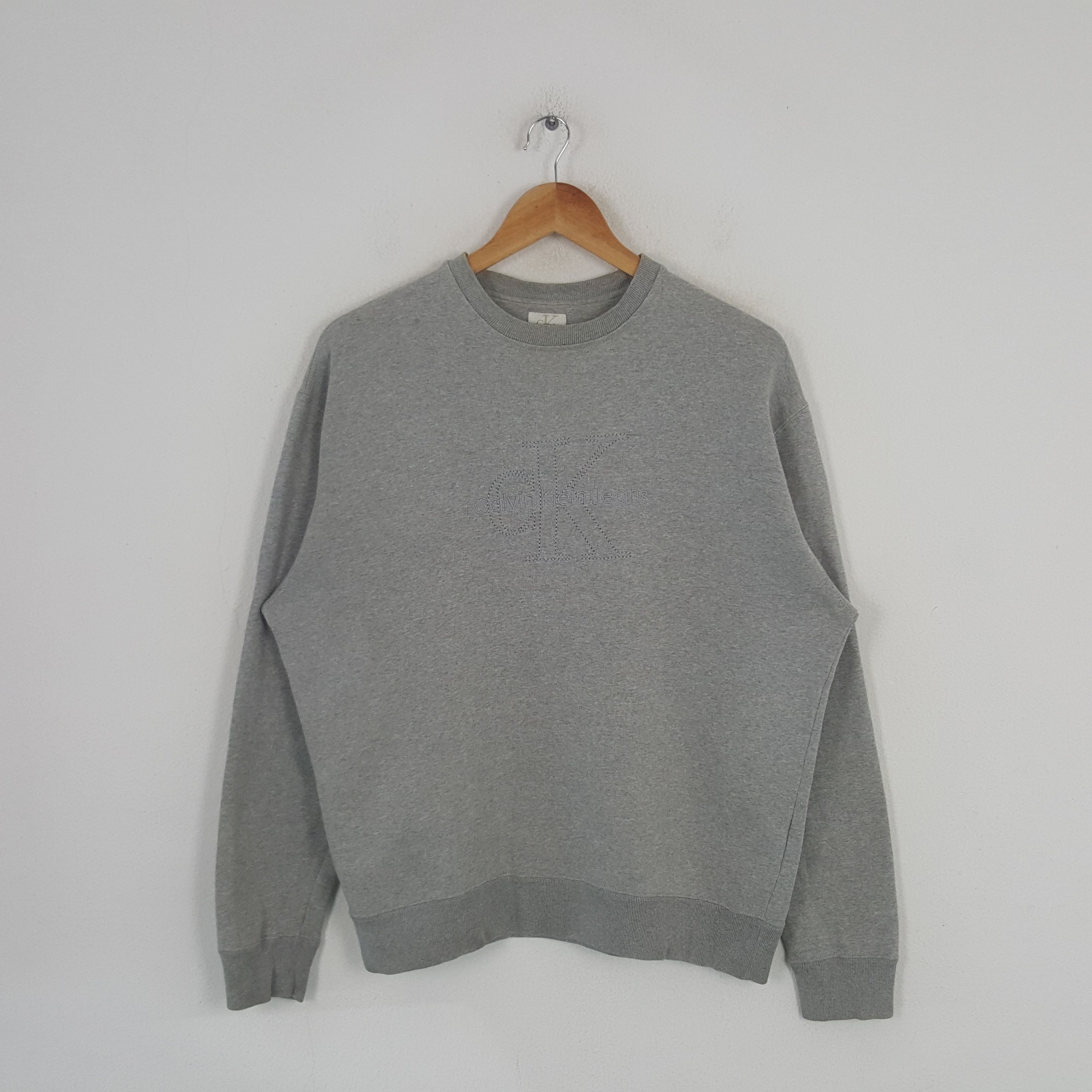 Calvin Klein Vintage Calvin Klein Jeans Plain Sweatshirt C287N34 Size US M / EU 48-50 / 2 - 1 Thumbnail