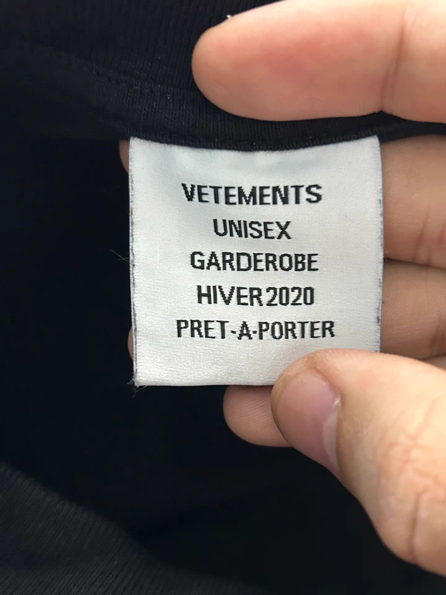 Vetements VETEMENTS Heart Print Short Sleeve T-Shirt Size US S / EU 44-46 / 1 - 5 Thumbnail