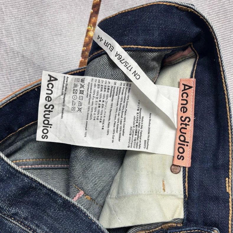 Acne Studios Acne Studios Blue water ripple cat whiskers jeans Size US 28 / EU 44 - 5 Thumbnail