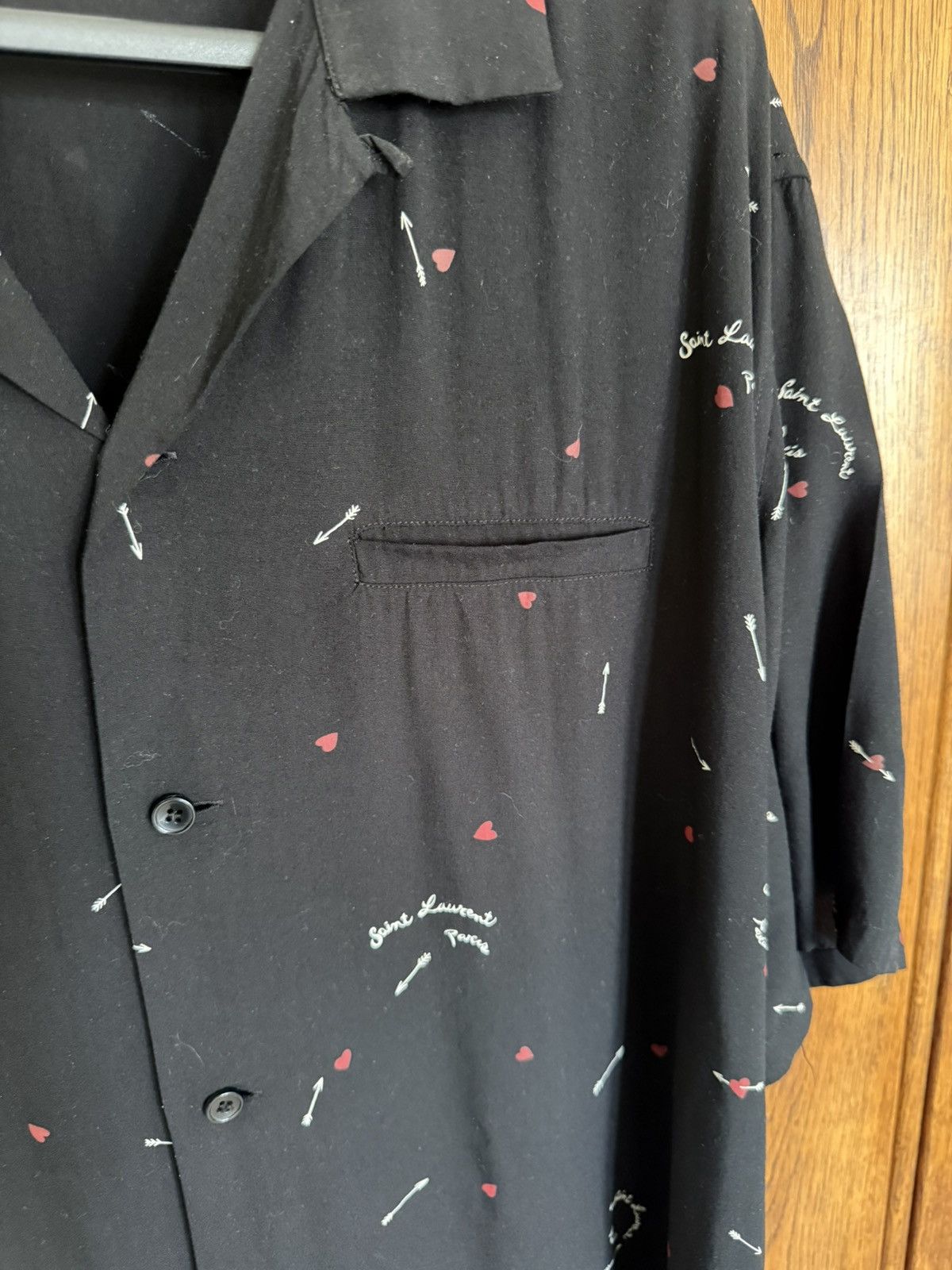 Saint Laurent Paris SS22 Saint Laurent short sleeve shirt heart arrow logo 41 Size US L / EU 52-54 / 3 - 13 Thumbnail