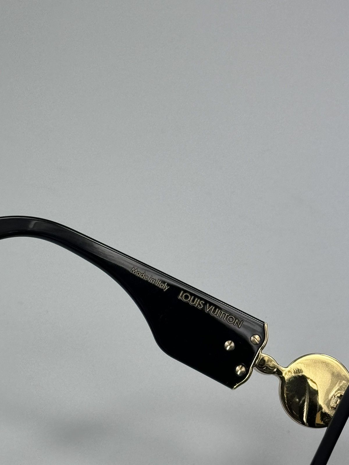 Louis Vuitton x TYLER THE CREATOR MONOGRAM TRIBUTE SUNGLASSES Z2196W Size ONE SIZE - 9 Thumbnail