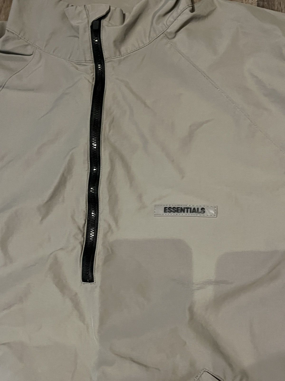 Essentials FOG ESSENTIALS WINDBREAKER TAUPE Size US S / EU 44-46 / 1 - 3 Thumbnail