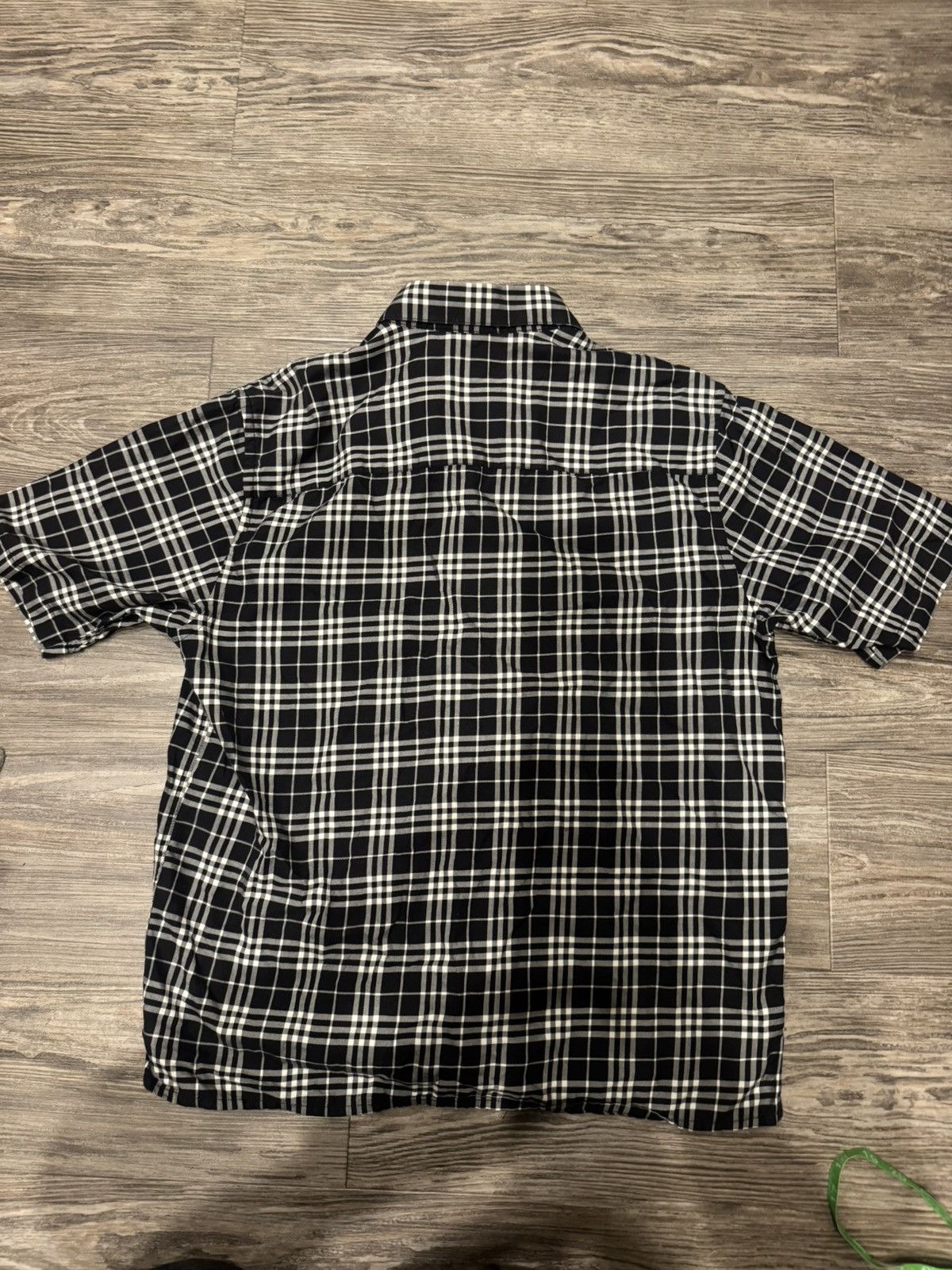 Burberry Burberry short sleeved button down Size US M / EU 48-50 / 2 - 6 Thumbnail