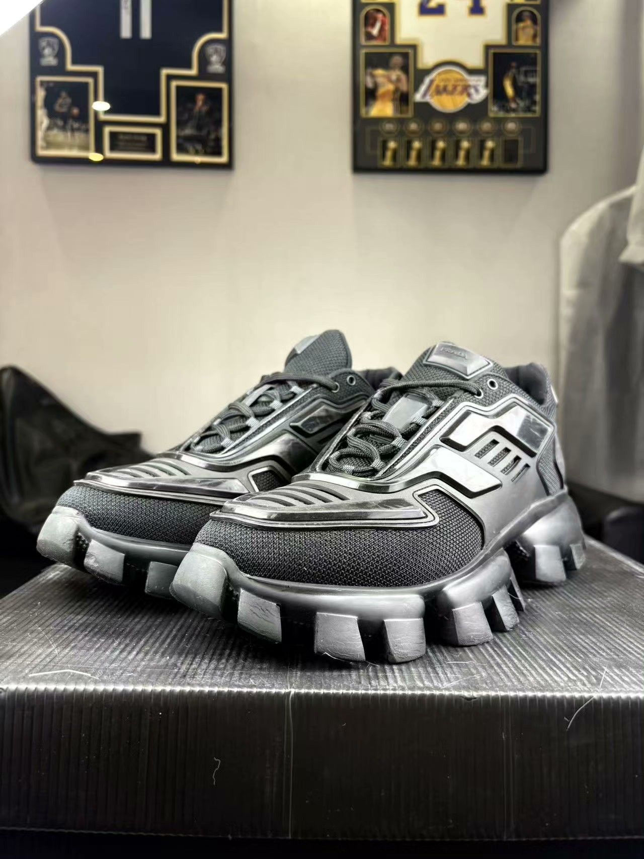 Prada Prada Black Lowtop Sneakers 8.5 Men Size US 8.5 / EU 41-42 - 1 Thumbnail