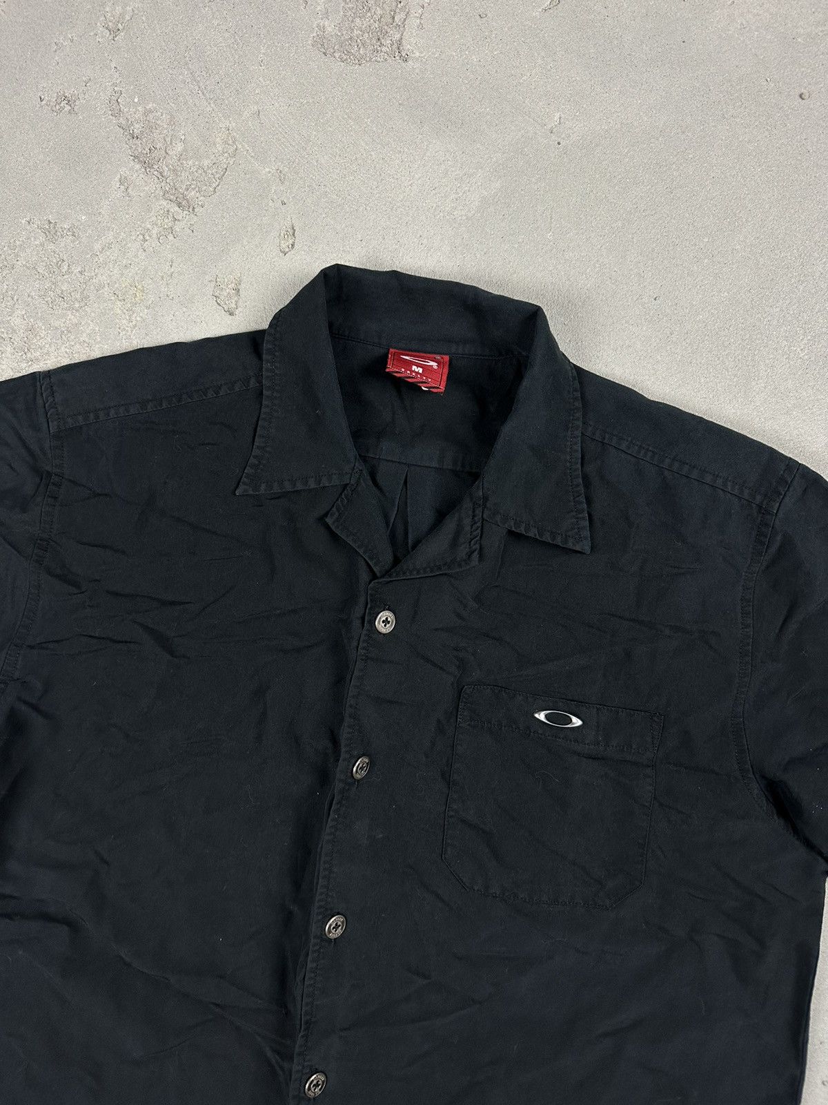 Oakley RARE! Oakley Vintage Nylon Black Shirt Metallic Logo Size US M / EU 48-50 / 2 - 3 Thumbnail