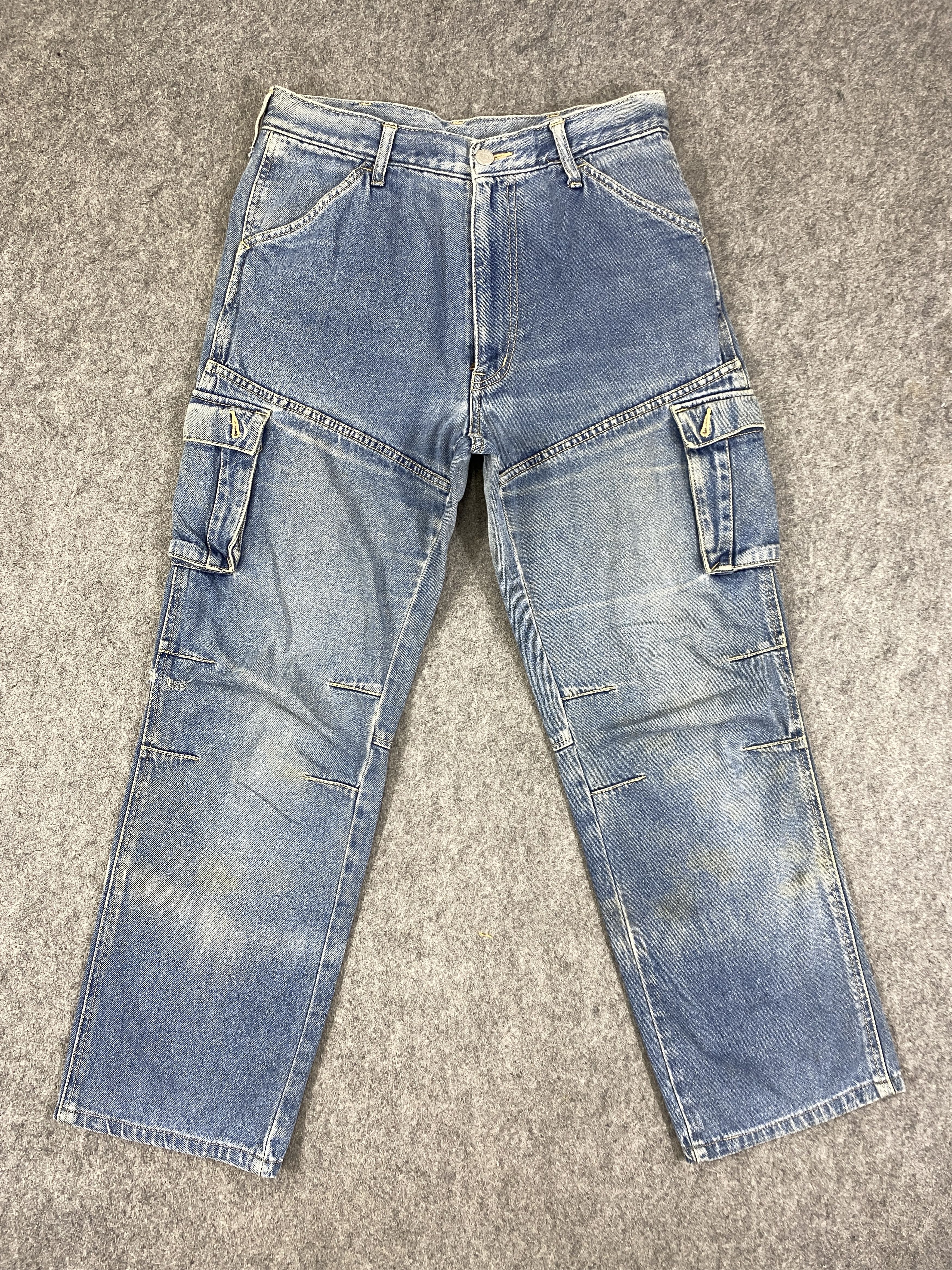 image of Distressed Denim x Hype Vintage Multipocket Jeans 29X26.5 - Jn3249 in Blue Distressed