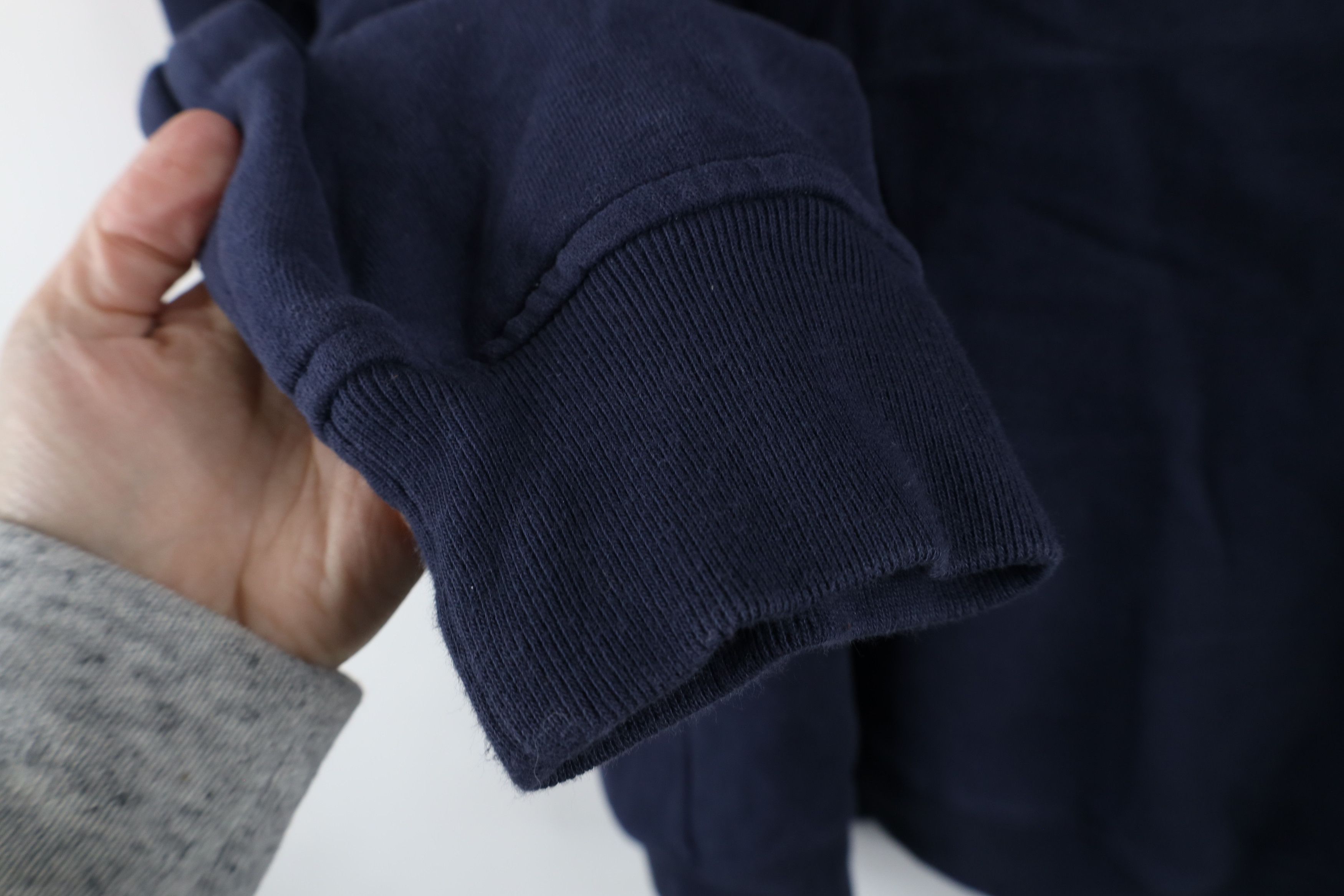 Tommy Hilfiger × Vintage Vintage Tommy Hilfiger Spell Crewneck Sweatshirt Navy Blue Size US L / EU 52-54 / 3 - 6 Thumbnail
