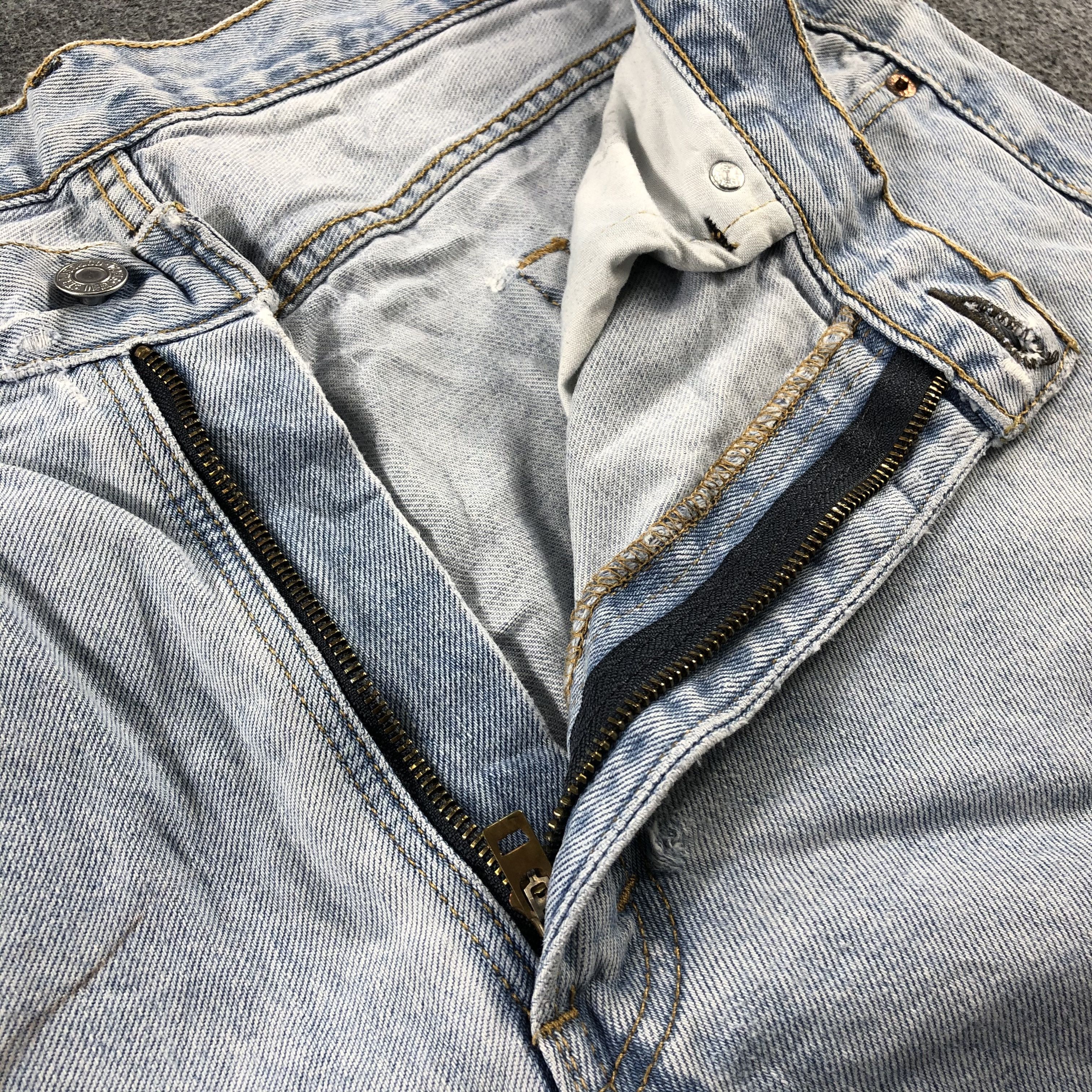 Levi's Vintage Light Wash Levis 550 Jeans-J2448 Size US 36 / EU 52 - 11 Thumbnail