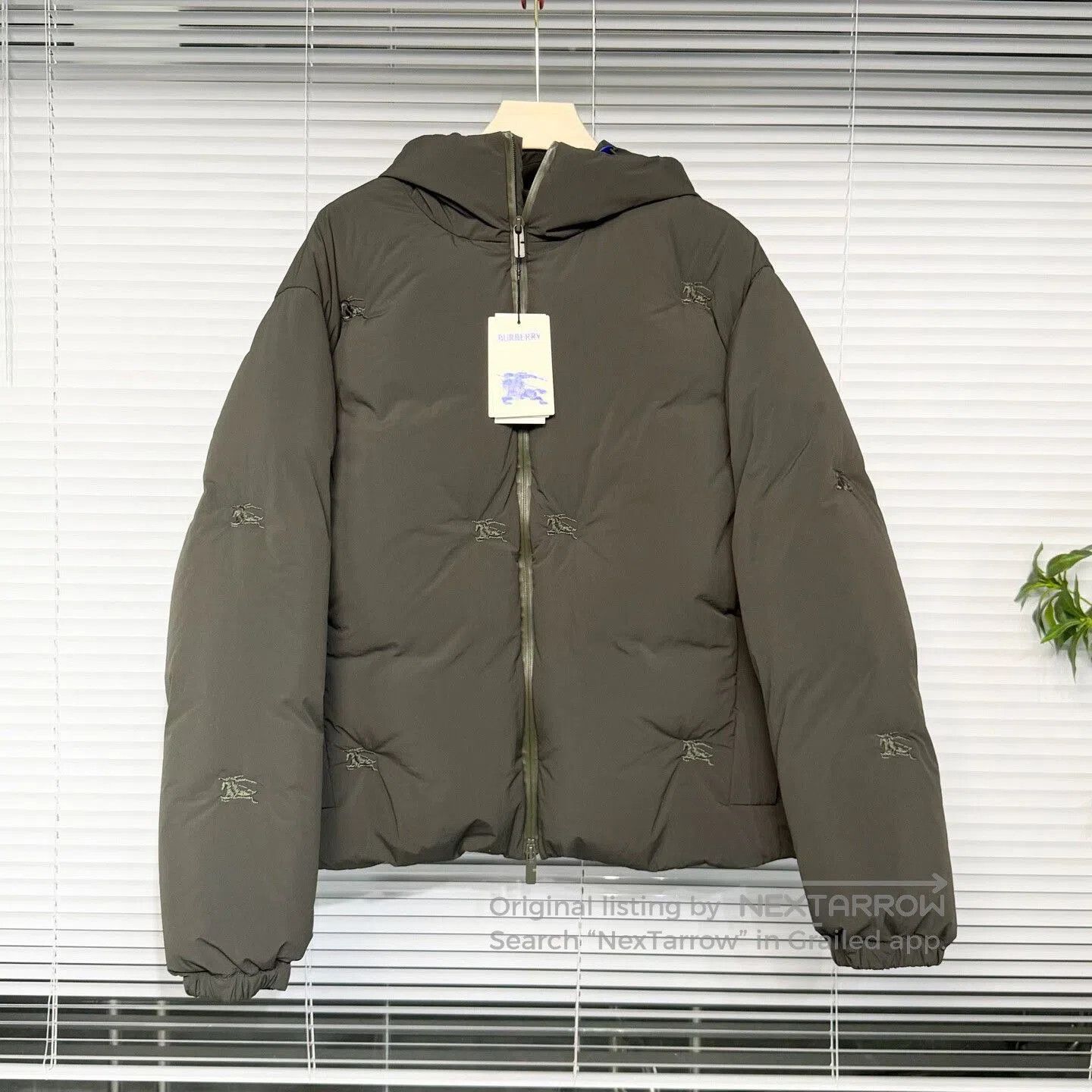 Burberry burberry puffy down jacket with embroidery. Size US L / EU 52-54 / 3 - 1 Thumbnail