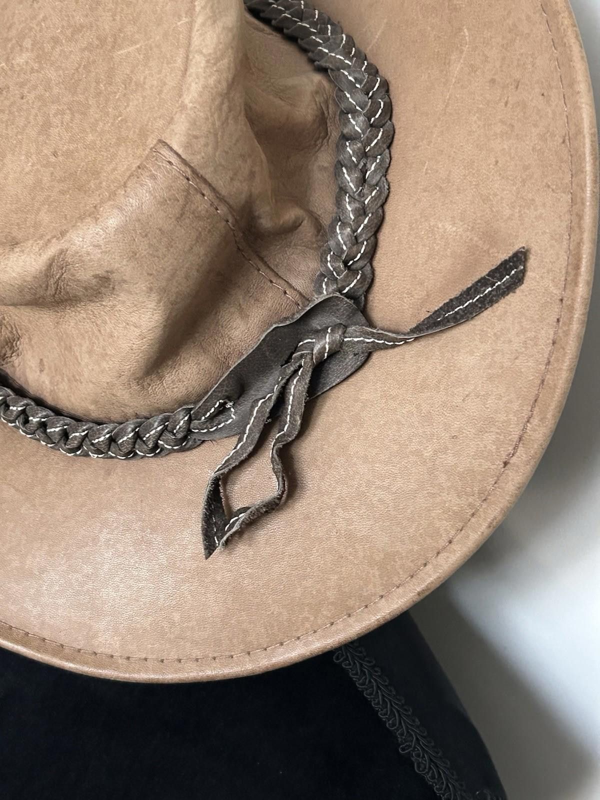 Designer JACARU Leather Handmade Hat Made In Australia 🇦🇺 Size M Size ONE SIZE - 5 Thumbnail