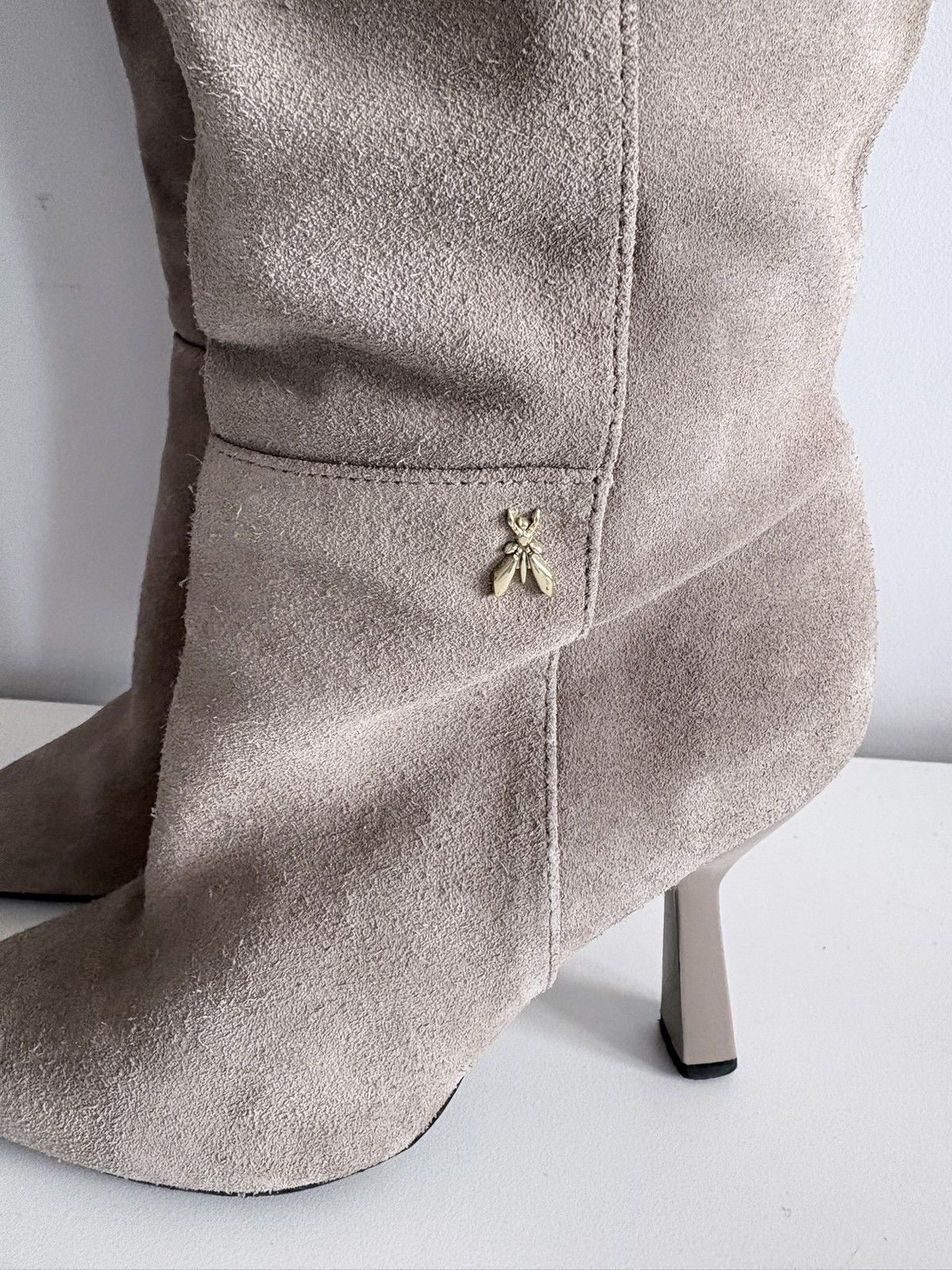 Patrizia Pepe Patrizia Pepe musketeer beige suede heeled boots size 37 Size US 7 / IT 37 - 2 Thumbnail
