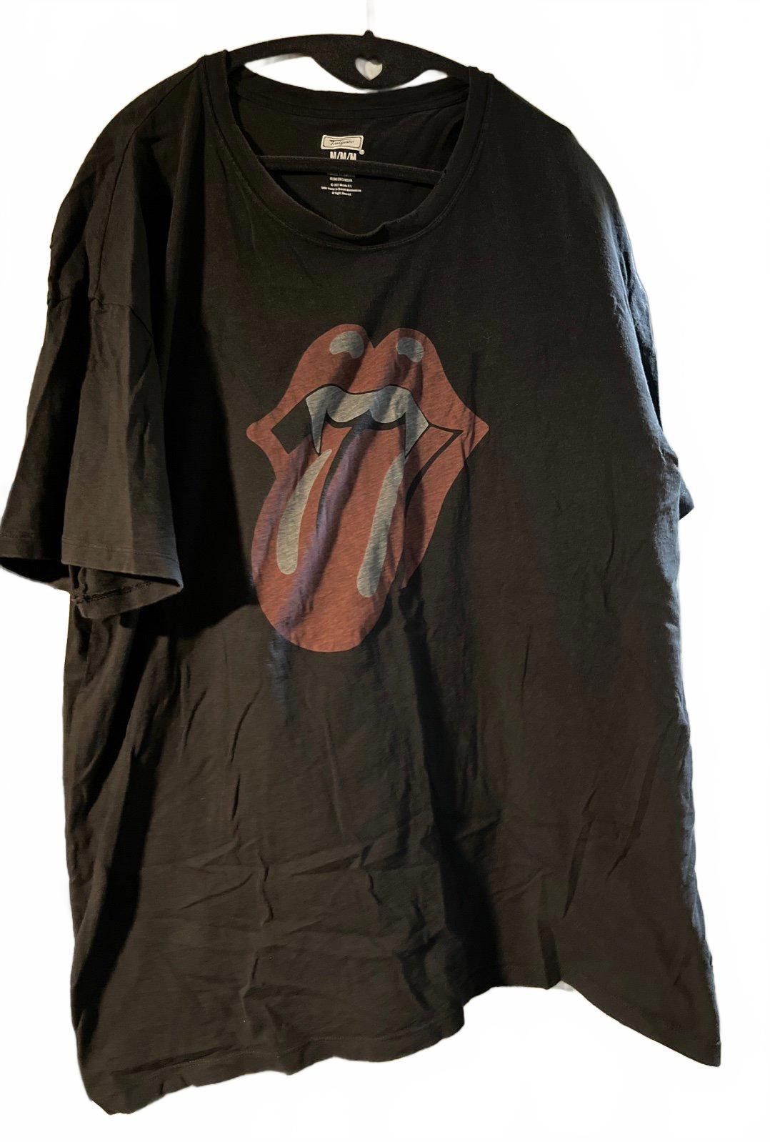 American Eagle Outfitters Rolling Stones Tongue Graphic Tee (American Eagle- Tailgate) Size M / US 6-8 / IT 42-44 - 1 Thumbnail