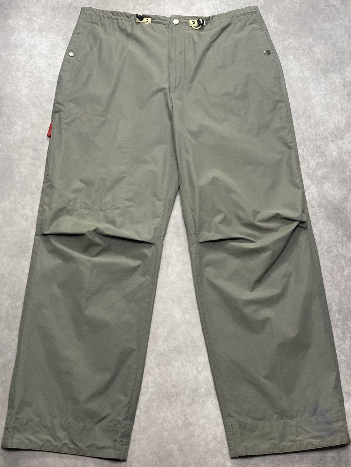 Tommy Hilfiger 90’s Vintage Tommy Hilfiger Gray Cargo Utility Pants Size US 36 / EU 52 - 1 Thumbnail