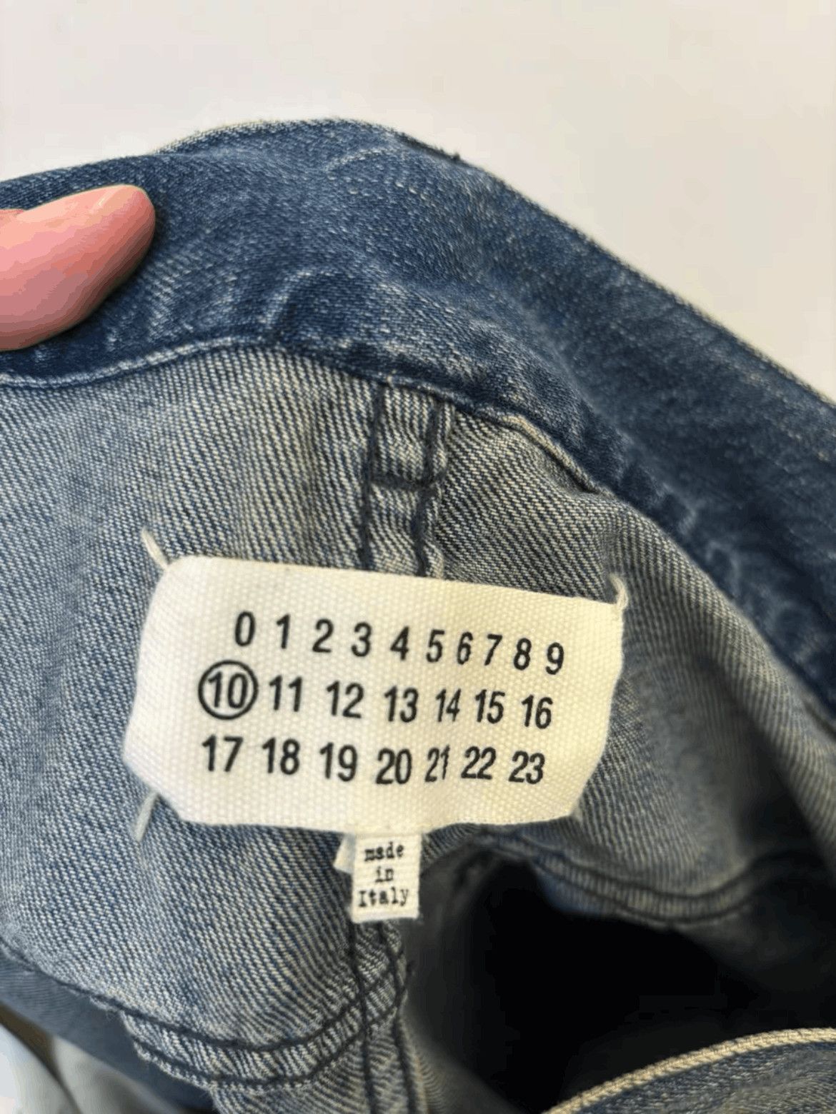 Maison Margiela Maison Margiela 16SS Patches Slime Fit Denim Size US 30 / EU 46 - 7 Thumbnail