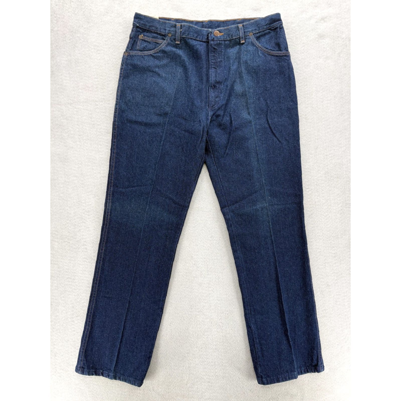 Wrangler VINTAGE Wrangler Jeans Mens 38x32 Blue Dark Wash Straight Denim USA 85223PW Size US 38 / EU 54 - 2 Thumbnail