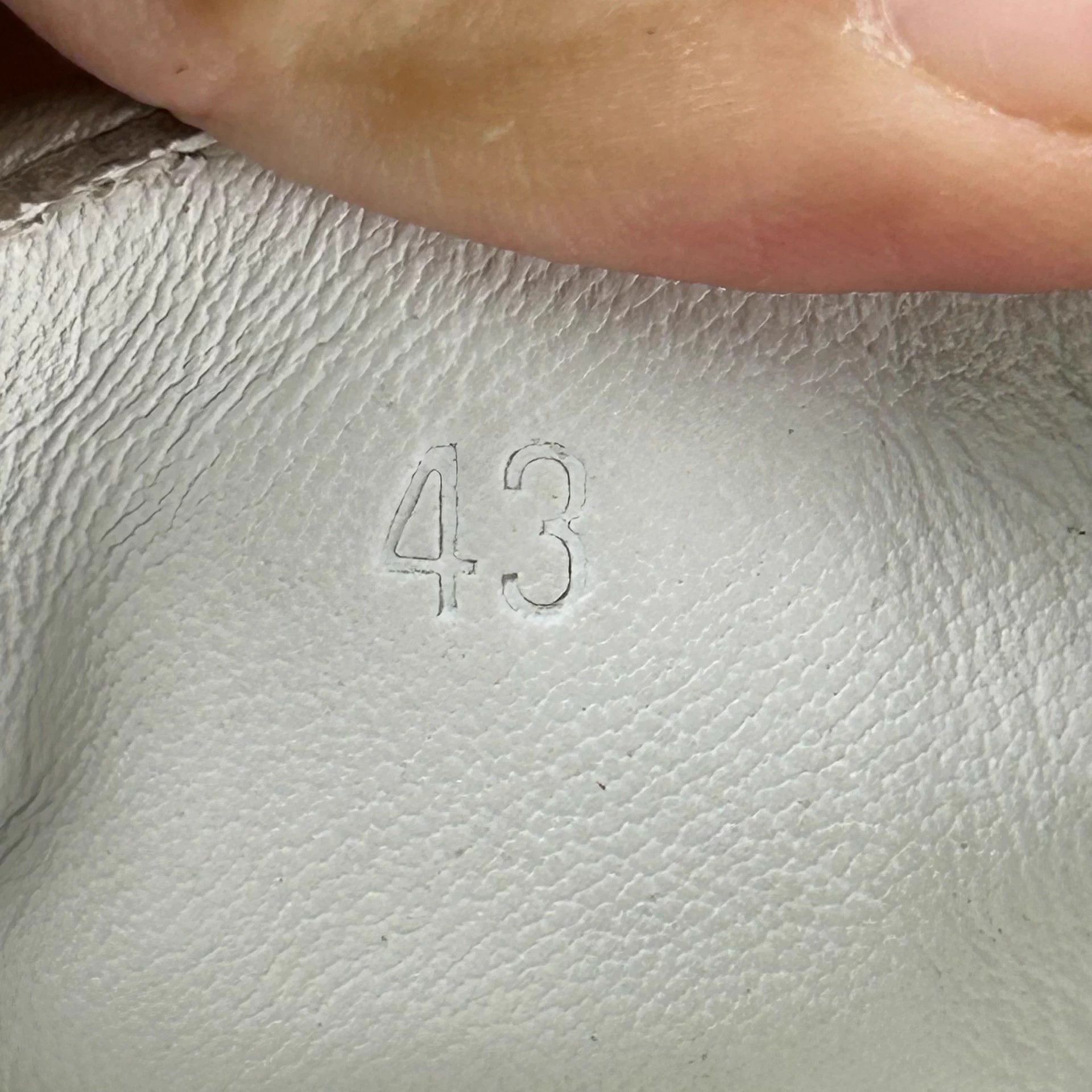 Hermes Hermes Gray Logo Sneakers 43 Size US 10 / EU 43 - 7 Thumbnail