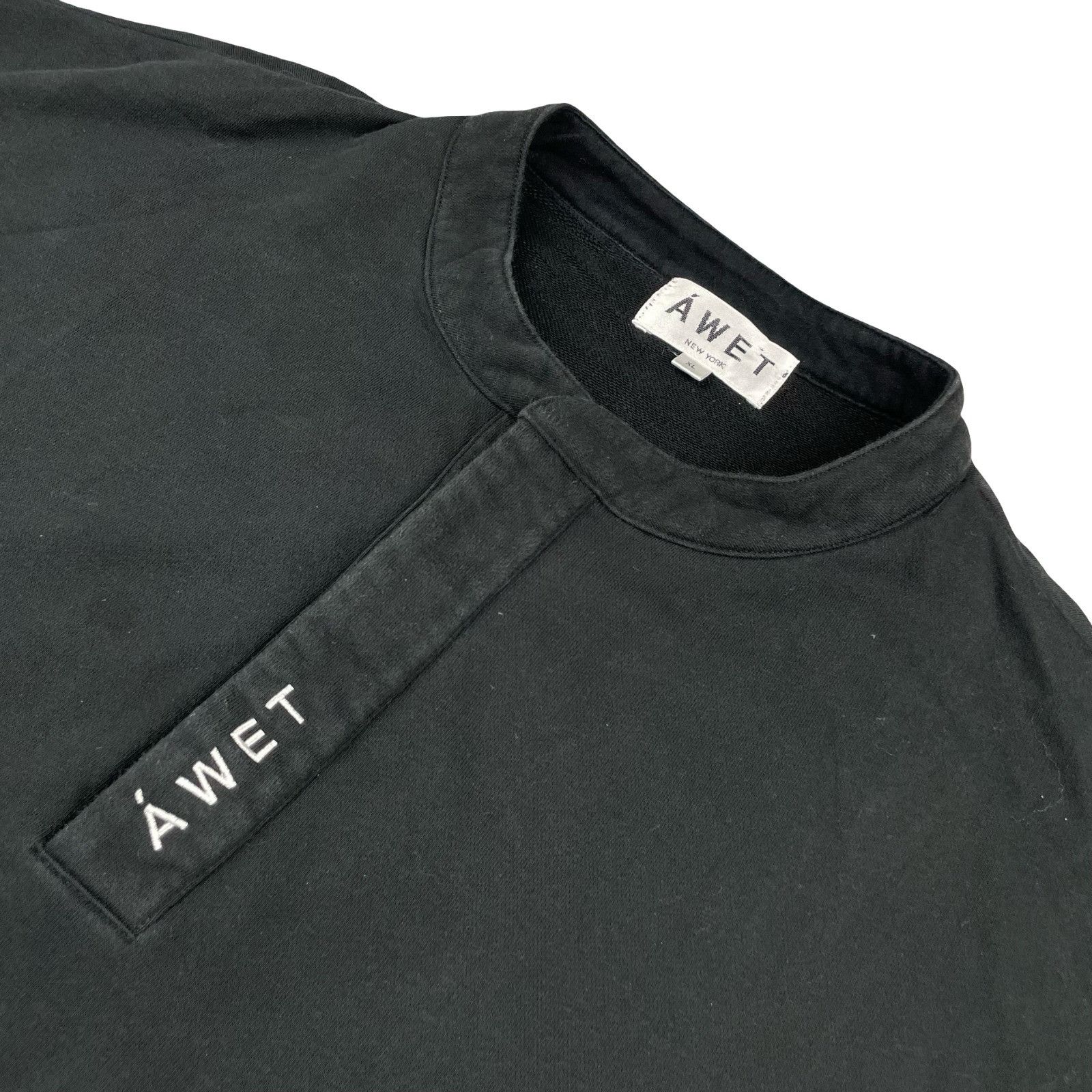 Other Awet Men’s Pullover Embroidered Henley Sweatshirt Black • XL Size US XL / EU 56 / 4 - 1 Thumbnail