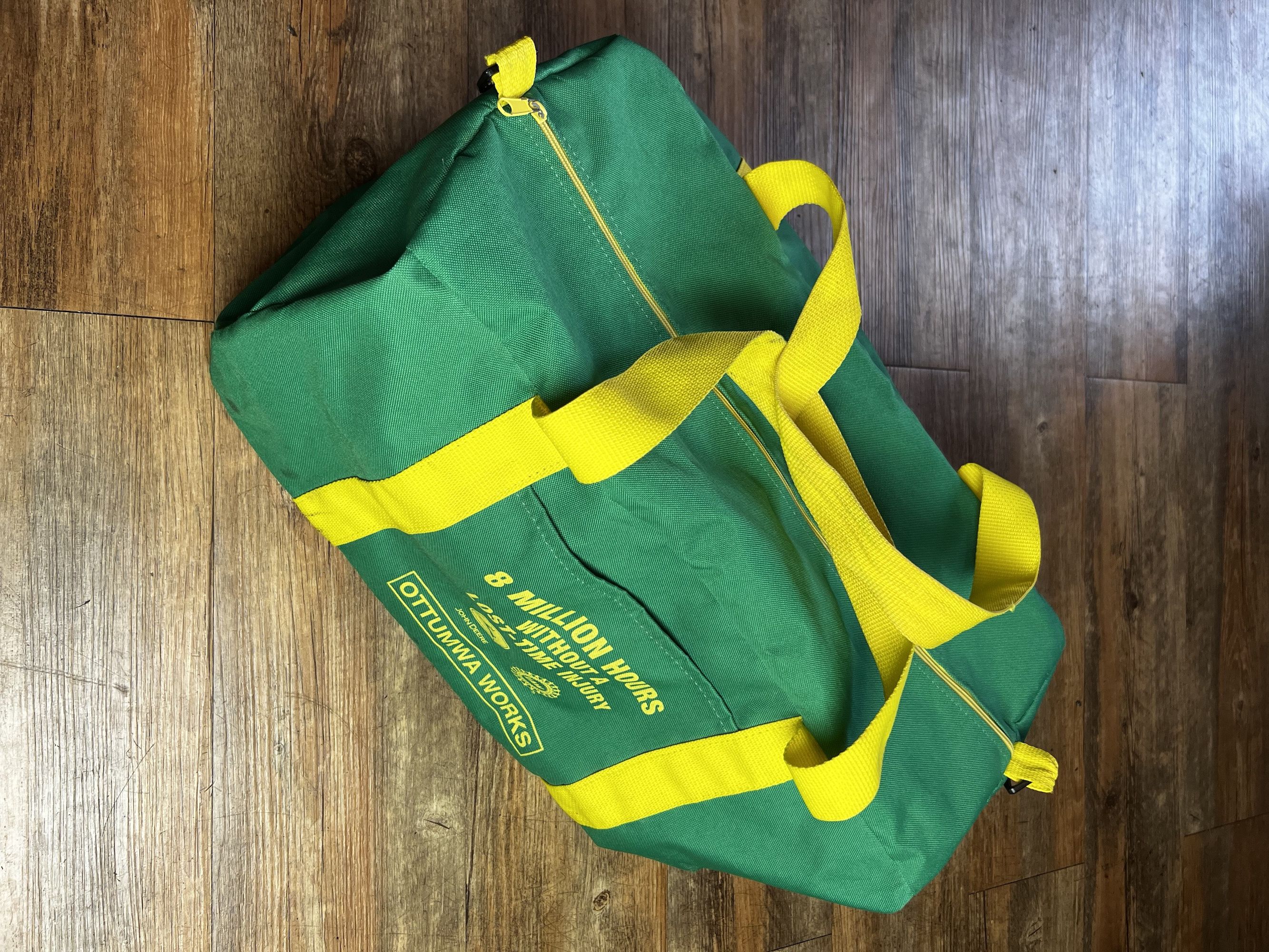 John Deere Vintage 1980's John Deere "Ottumwa Works" Duffle Bag Size ONE SIZE - 10 Thumbnail