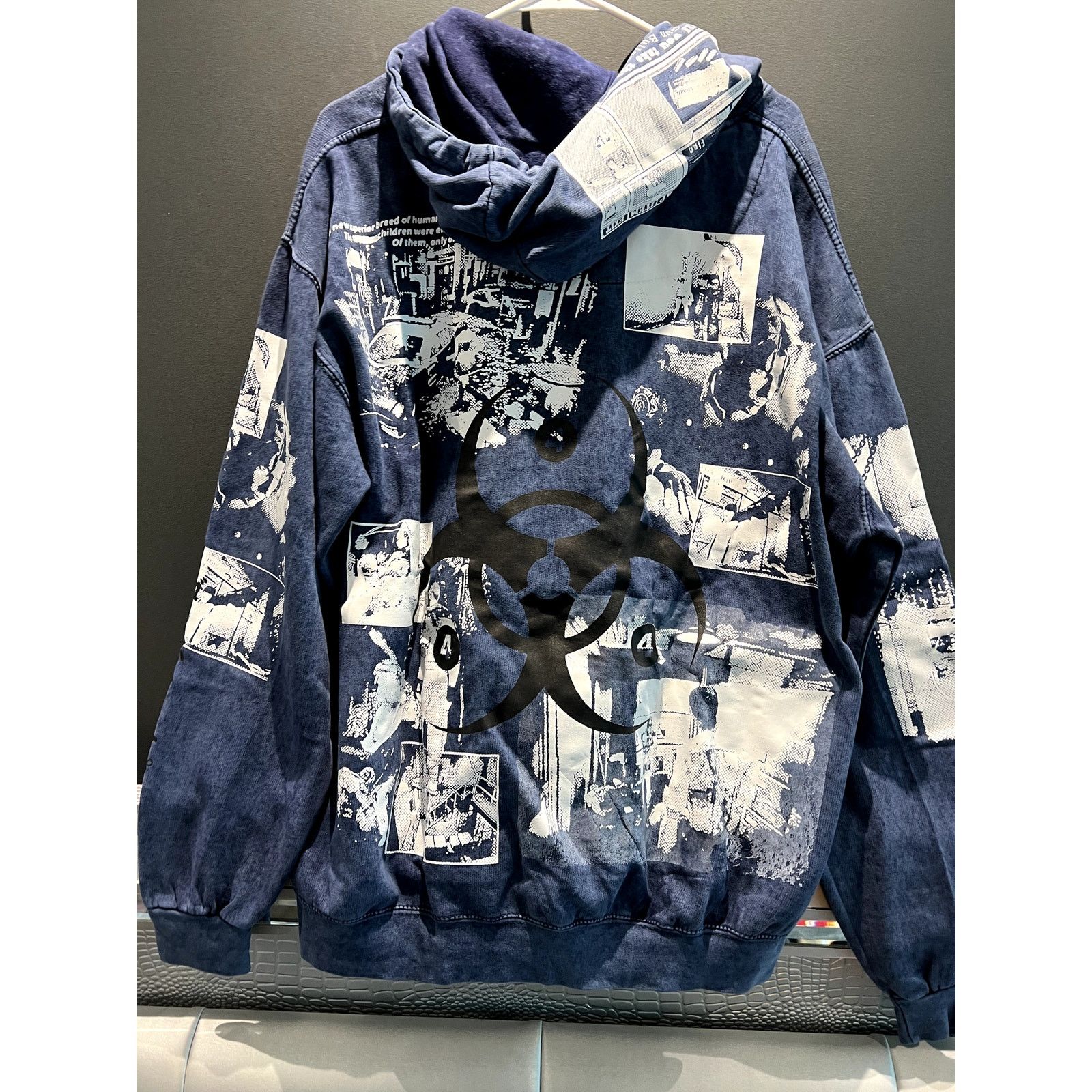 Other GhostSupply Custom Video Game Hoodie: Resident Evil Size US XL / EU 56 / 4 - 2 Thumbnail