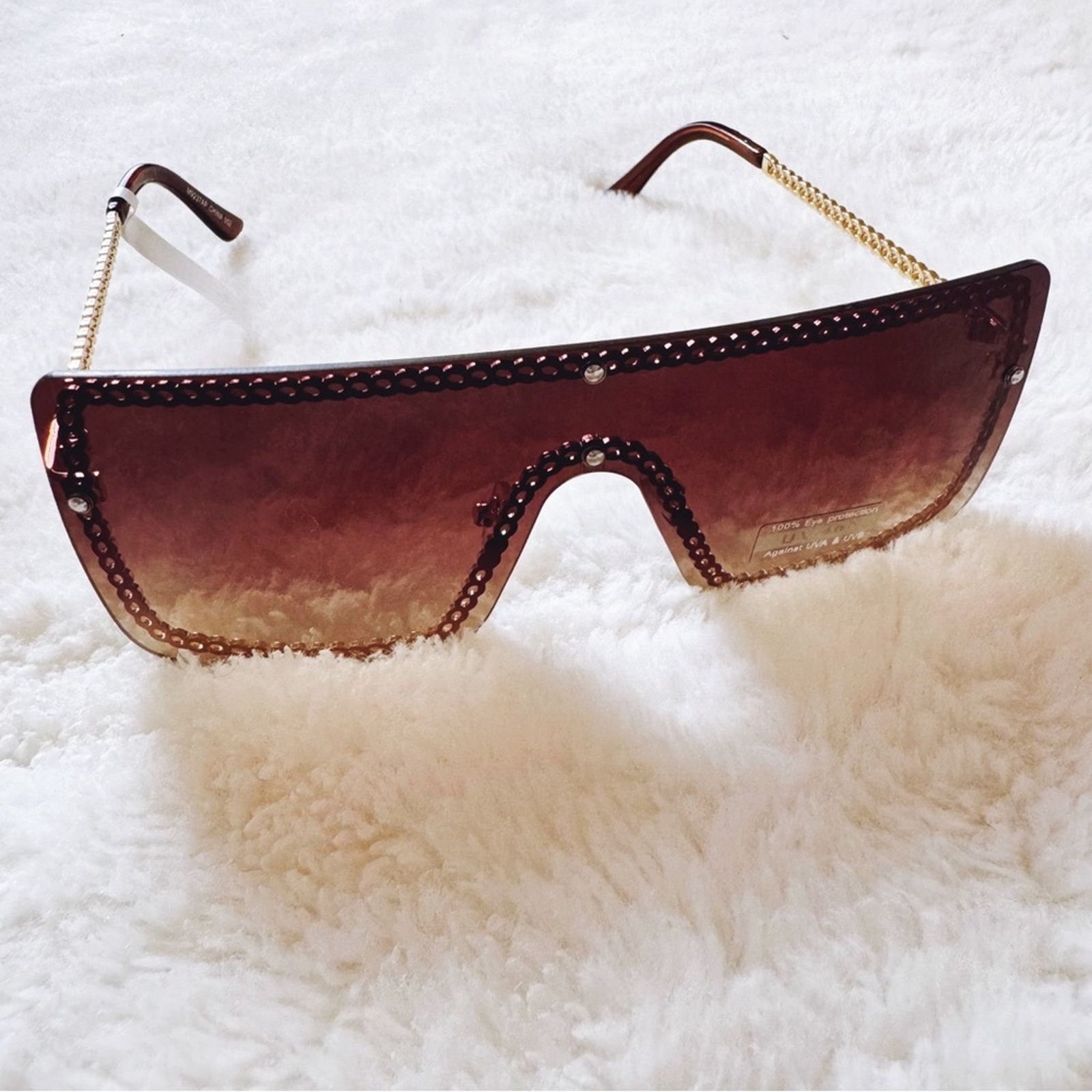 Other Christine Brown Chain Oversized Shield Sunglasses Size ONE SIZE - 7 Thumbnail