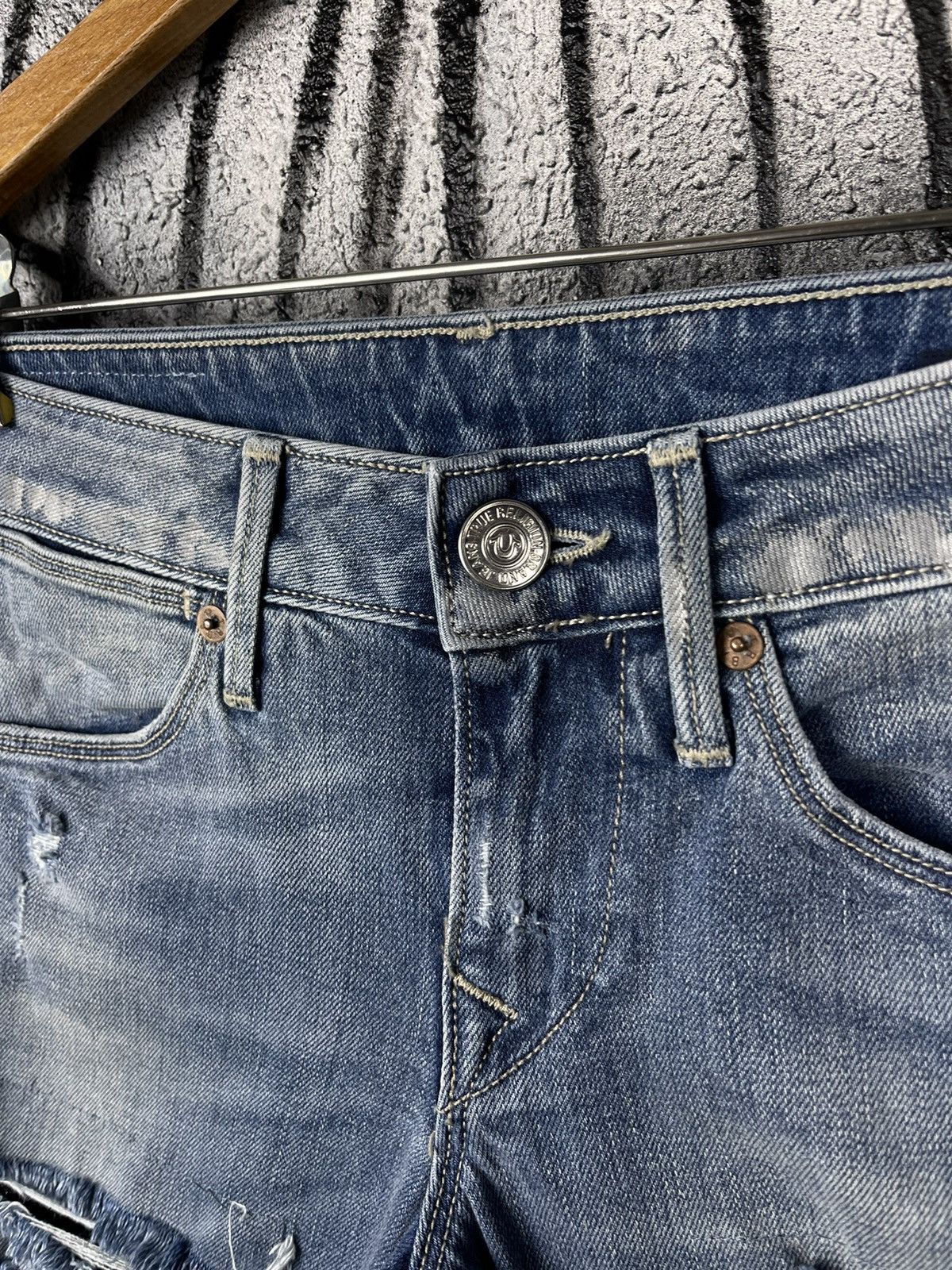 True Religion True Religion Shannon Distressed Denim Slim Jeans Women’s 26 Size 26" / US 2 / IT 38 - 7 Thumbnail