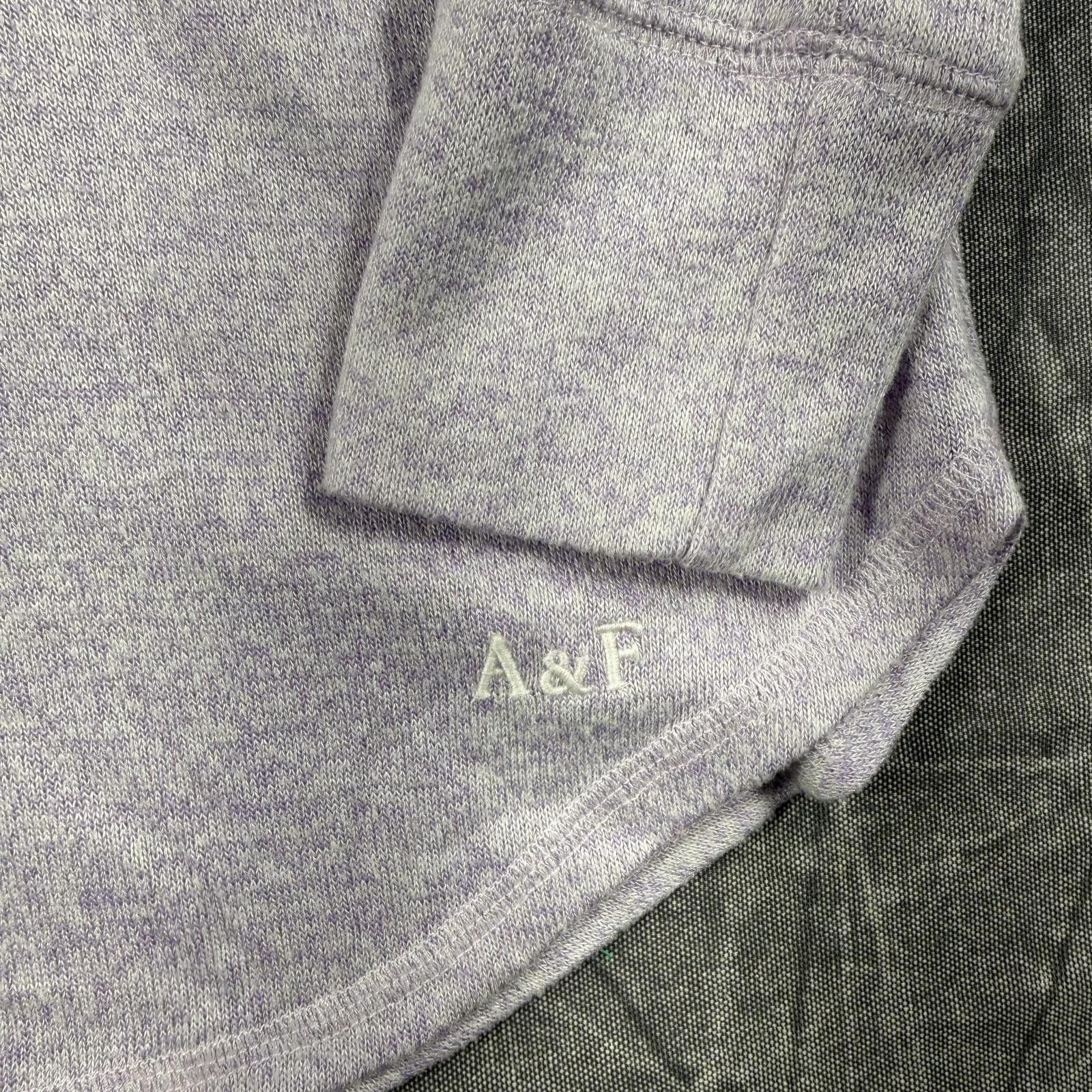 Abercrombie & Fitch Abercrombie Shirt Women's M Purple Long Sleeve V-Neck Size M / US 6-8 / IT 42-44 - 3 Thumbnail