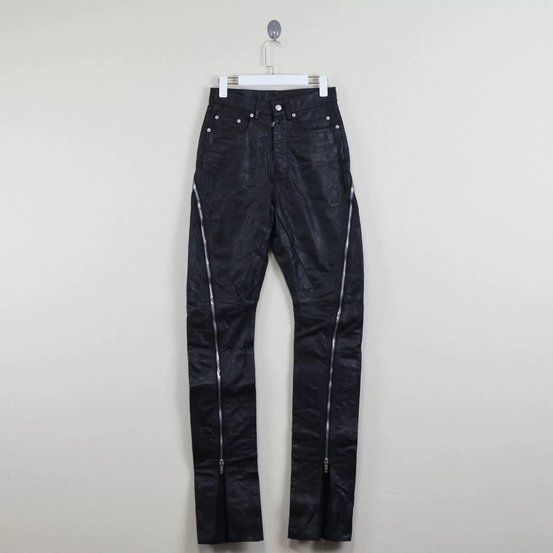 Rick Owens rick owens black banana long pants Size US 27 - 1 Thumbnail
