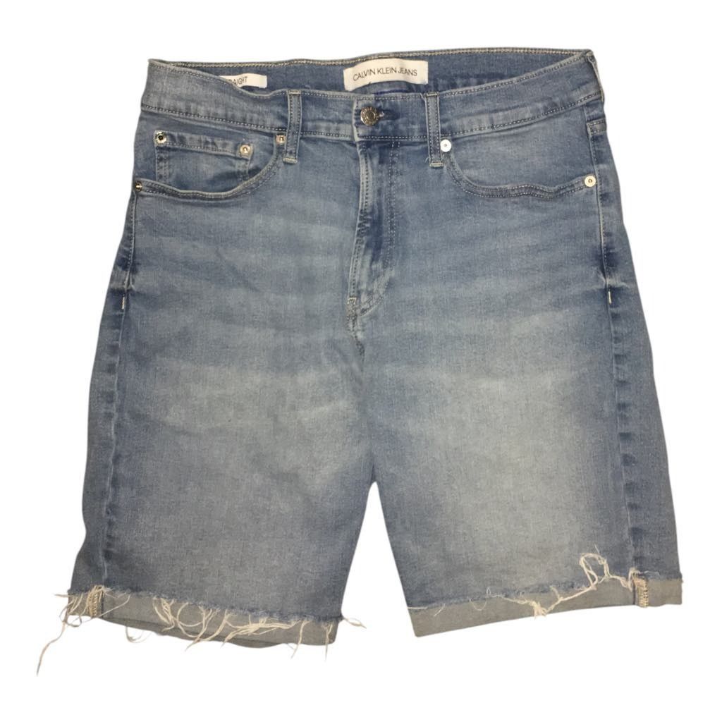 Calvin Klein Calvin Klein Straight Denim Jean Short Bermuda Distressed 32 Size US 32 / EU 48 - 1 Thumbnail