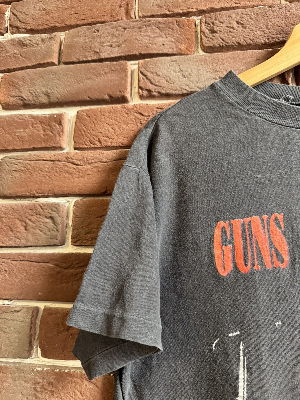 Band Tees Guns N Roses 80s Vintage Tshirt Axl Rose Rare Rock Band Rare Size US M / EU 48-50 / 2 - 3 Thumbnail