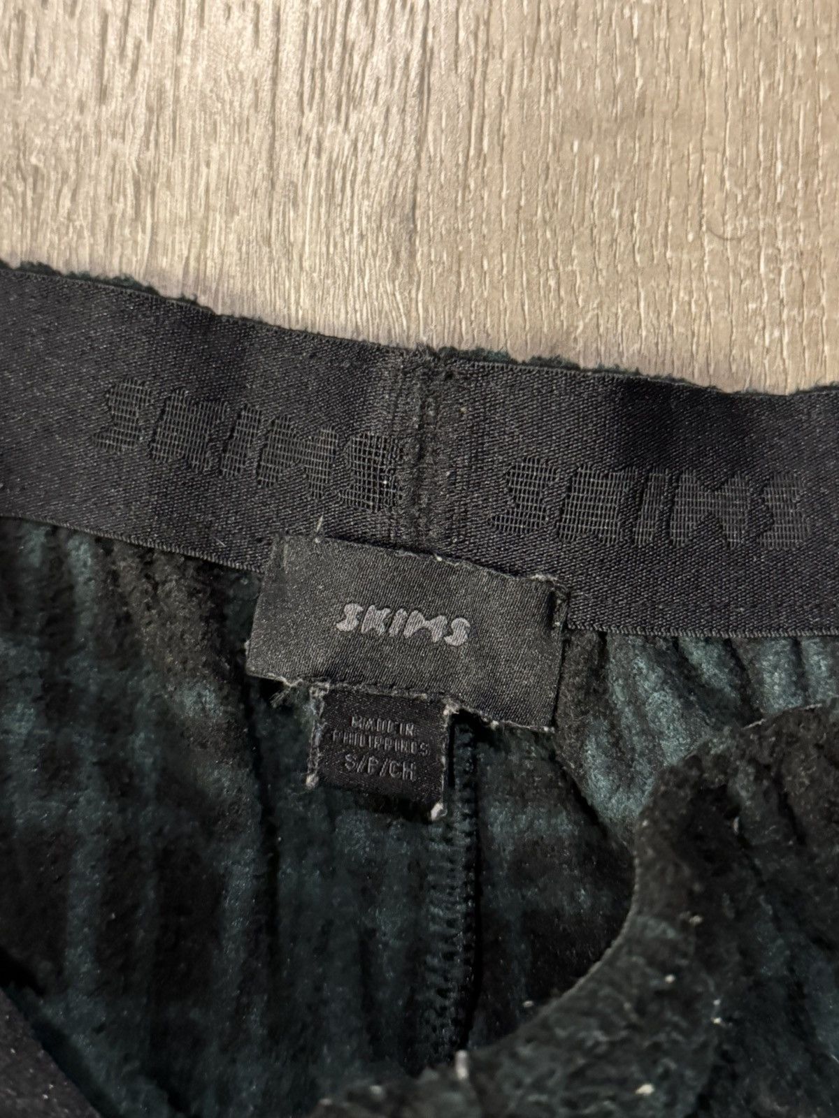 SKIMS SKIMS Unisex Black & Green Plaid Jogger Pants Size Small Size 29" - 3 Thumbnail