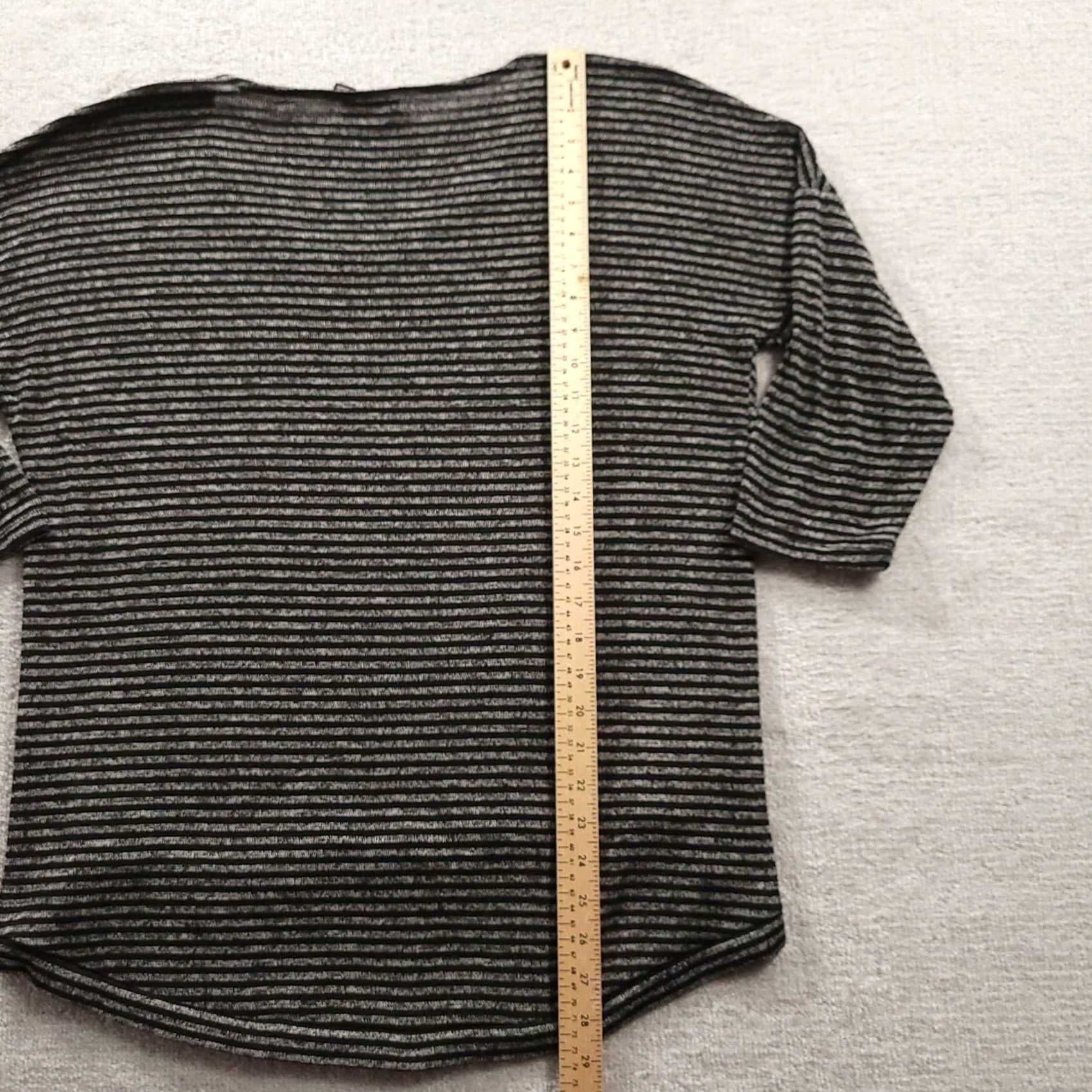 Vintage A.N.A Womens V-Neck 3/4 Sleeve Shirt Black Gray Striped Shirt L Womens Size L / US 10 / IT 46 - 5 Thumbnail