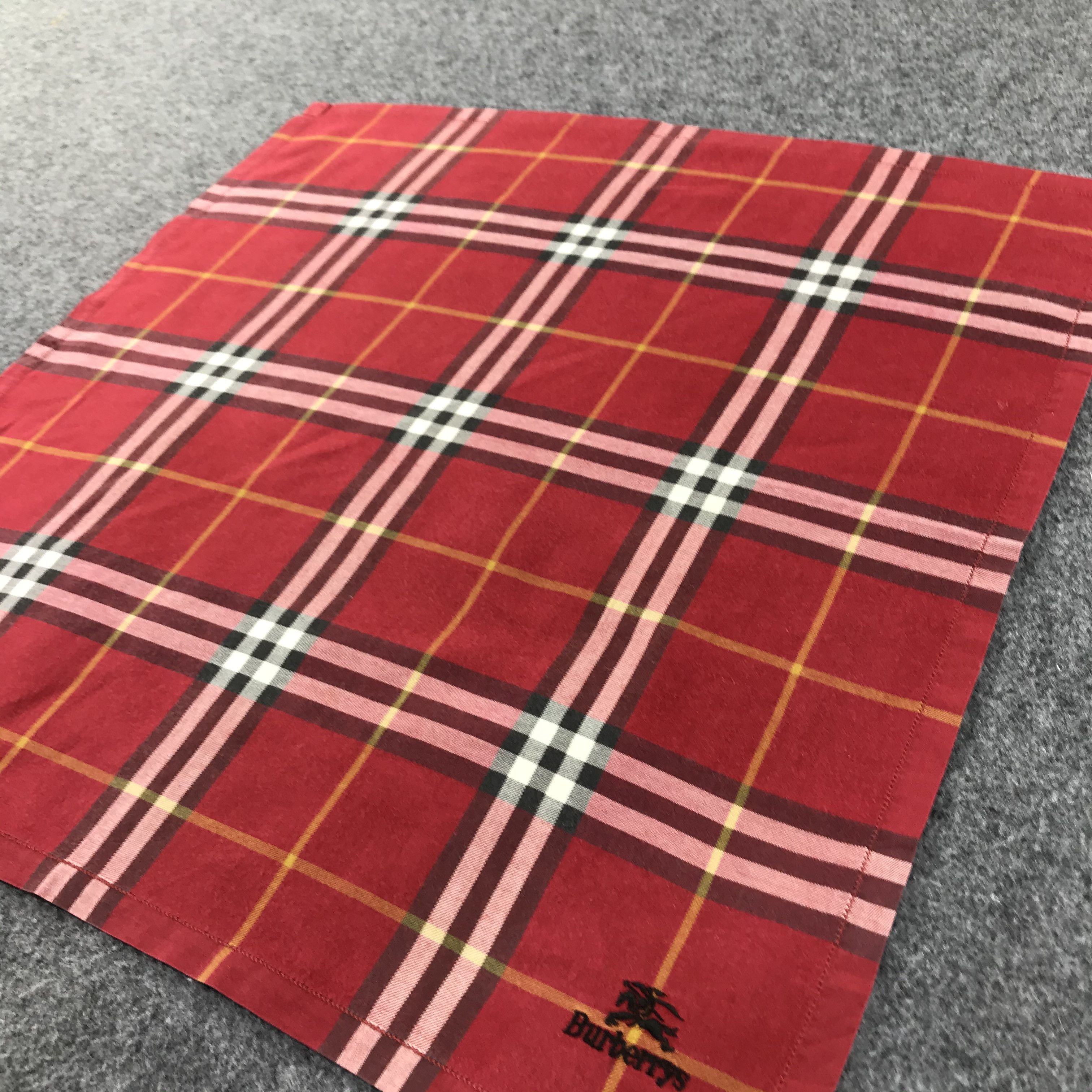 Burberry Burberrys Nova Check Handkerchief Neckerchief Bandana H518 Size ONE SIZE - 5 Thumbnail