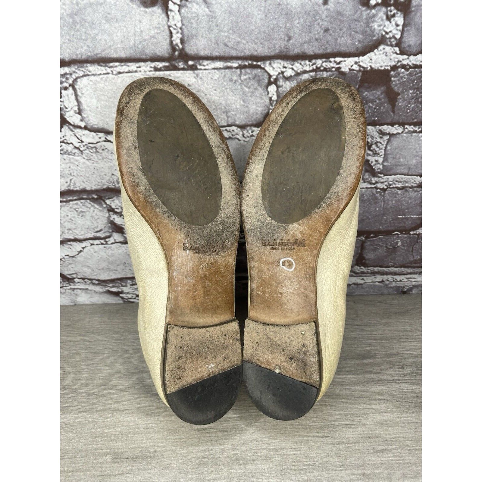 Silvano Sassetti Silvano Sassetti Beige Leather Slip On Loafers Flats Shoes W Size US 8 / IT 38 - 23 Thumbnail