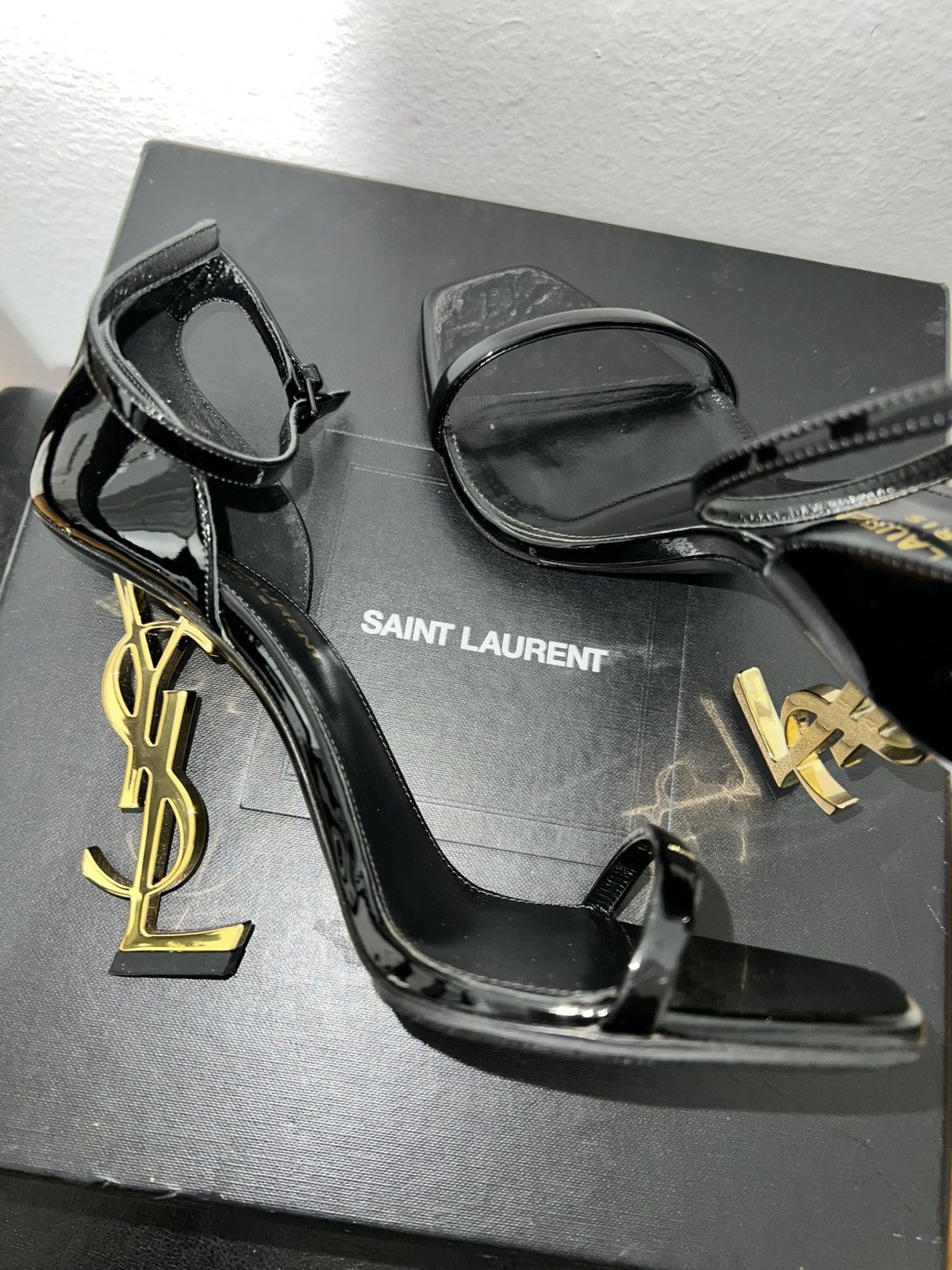 Yves Saint Laurent YSL Heels *SOUGHT AFTER* *RARE* Size US 7 / IT 37 - 6 Thumbnail