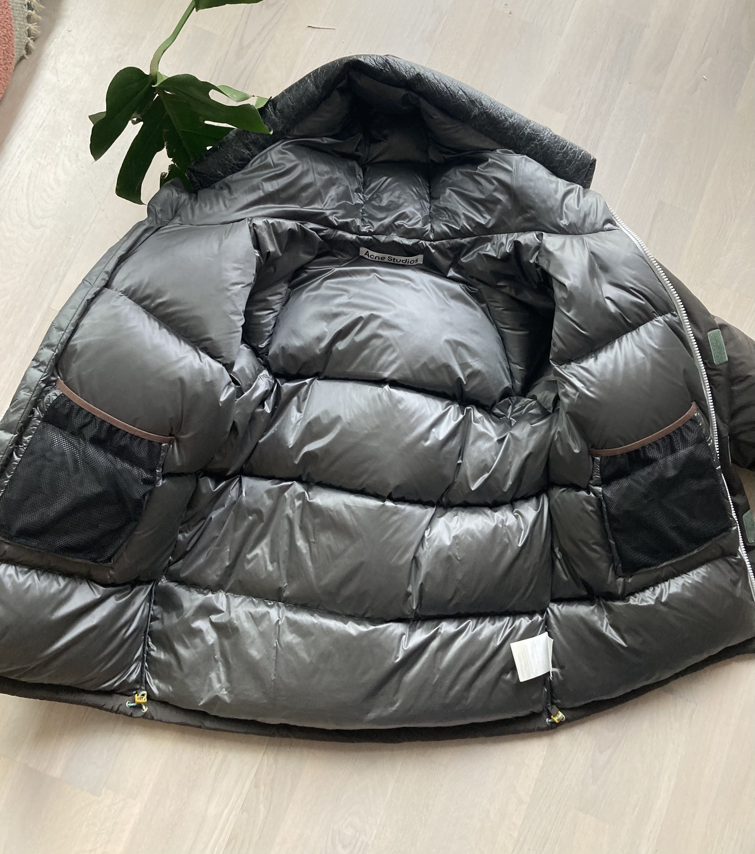Acne Studios Hooded ripstop puffer Size US S / EU 44-46 / 1 - 5 Thumbnail