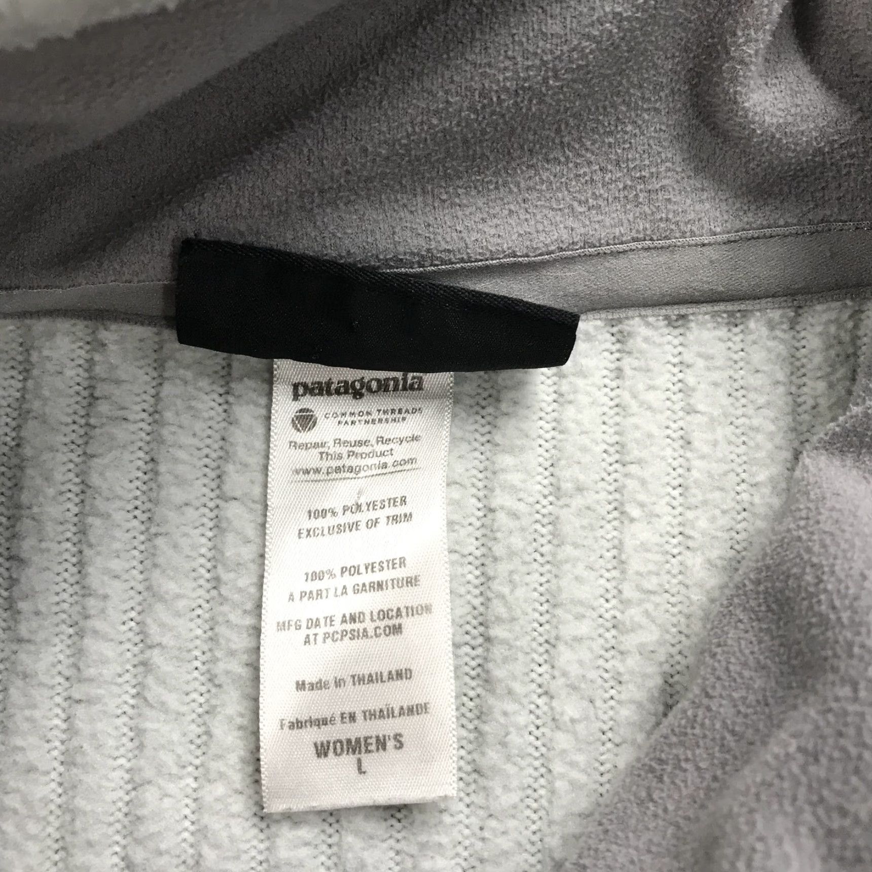 Patagonia Patagonia Jacket Womens L Gray Fleece Full Zip Outdoor Fall Casual Travel Logo Zipper Embroidered Size L / US 10 / IT 46 - 5 Thumbnail