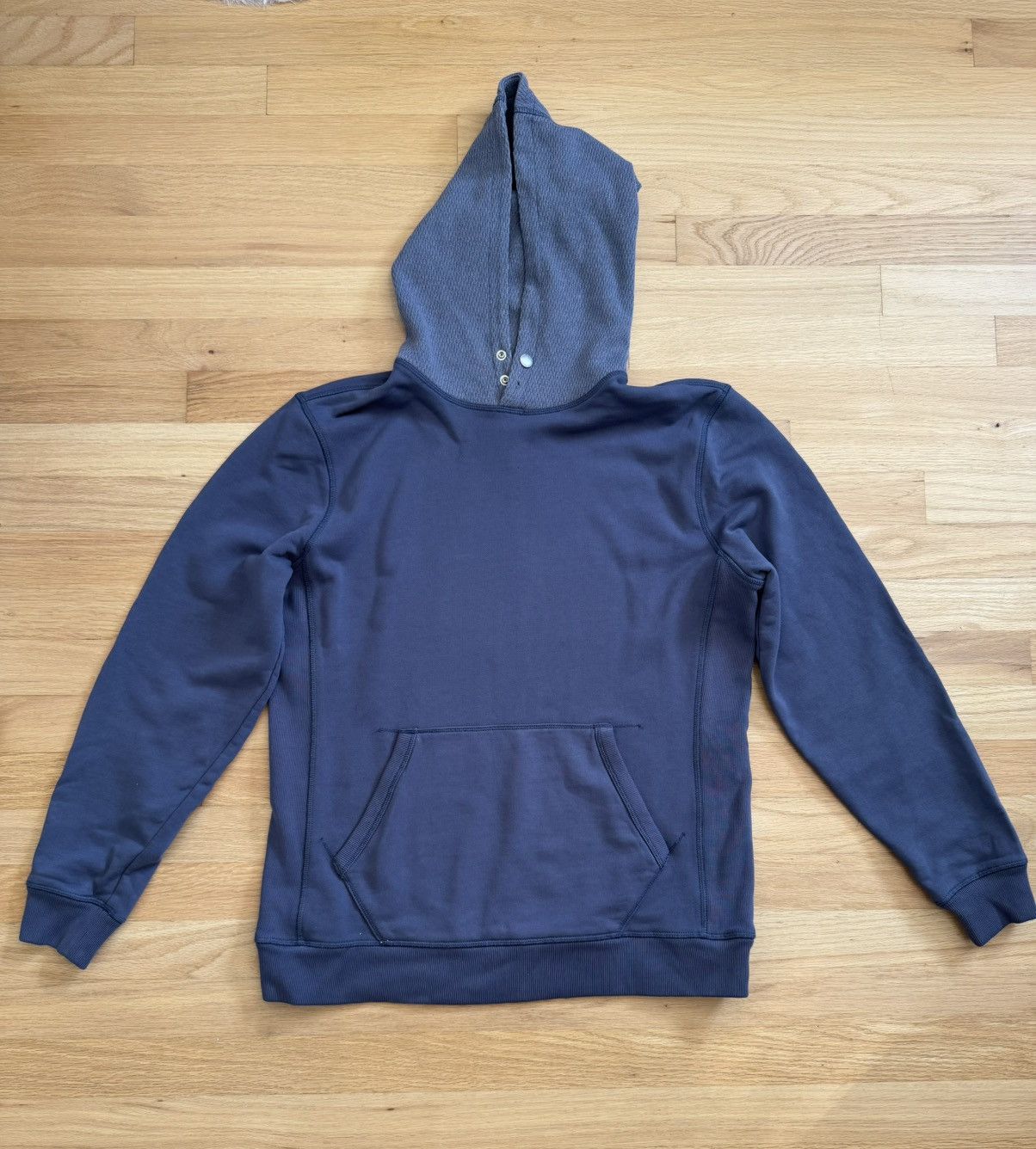 TAYLOR STITCH The Portola Hoodie 40
