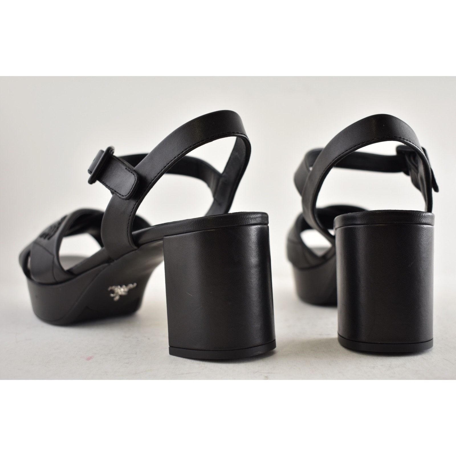 Prada Prada Quilted Nappa Leather Platform Sandal Block Heel 38 Size US 8 / IT 38 - 18 Thumbnail
